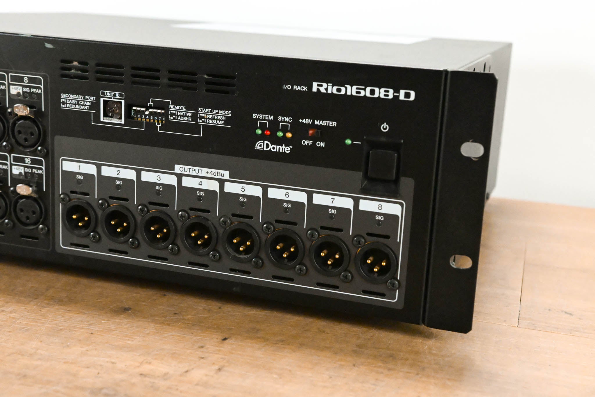 Yamaha Rio1608-D 16x8 Remote Stage Box