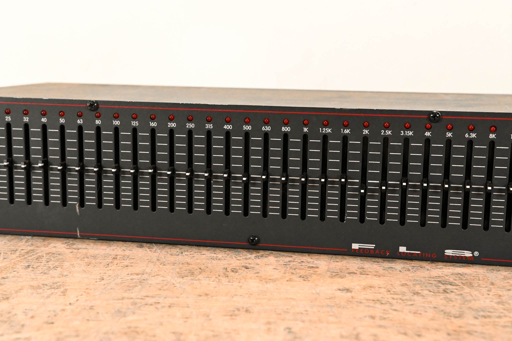 Peavey QF 131 31-Band Graphic Equalizer