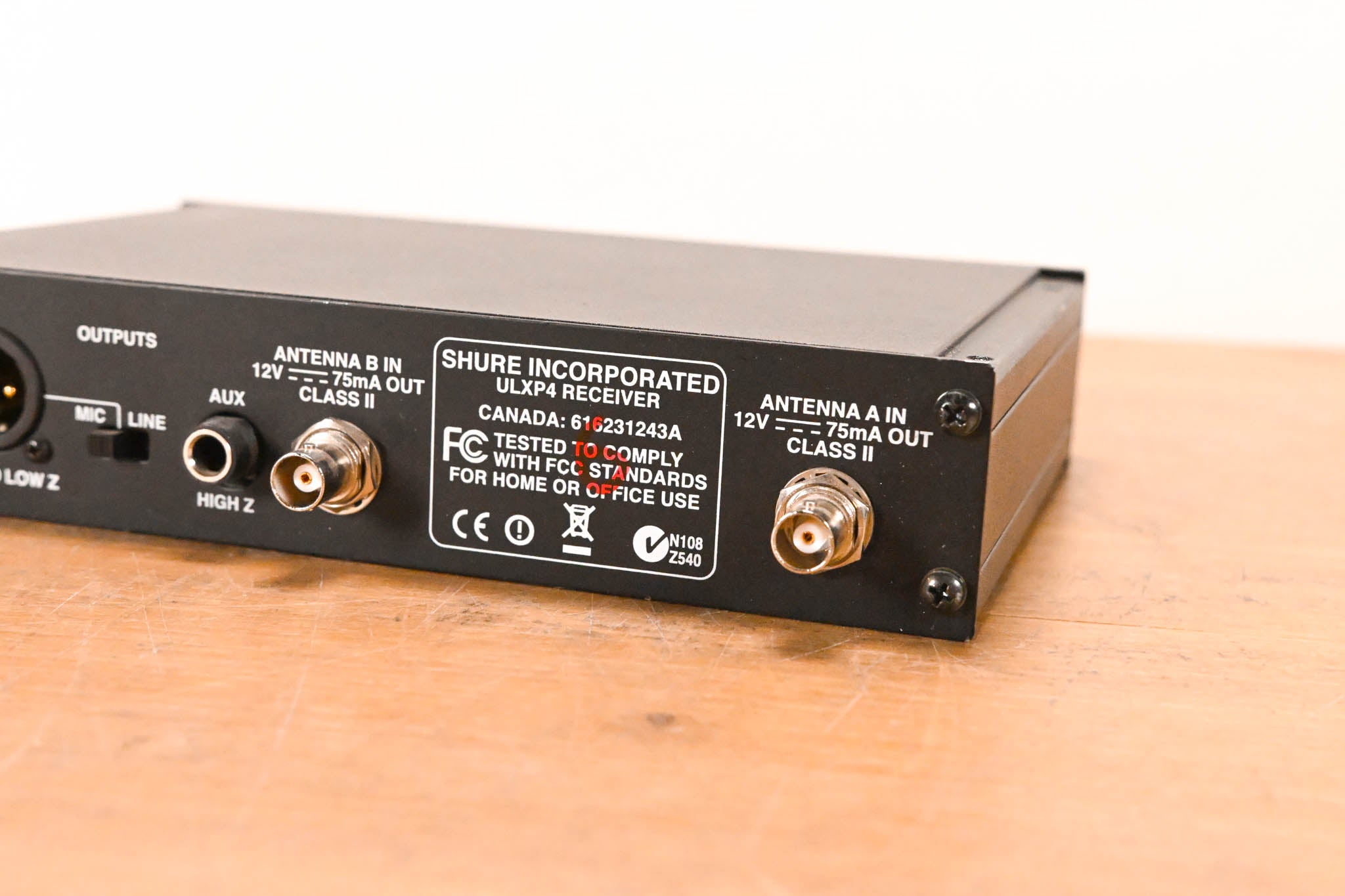 Shure ULXP24/58 Handheld Wireless System - J1 Band (NO POWER SUPPLY)