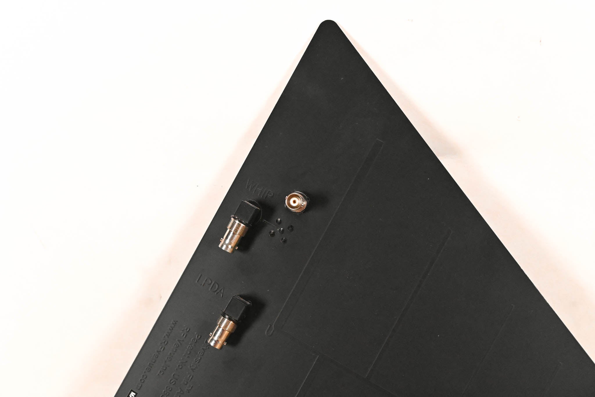 RF Venue Diversity Fin Antenna - 470-698 MHz