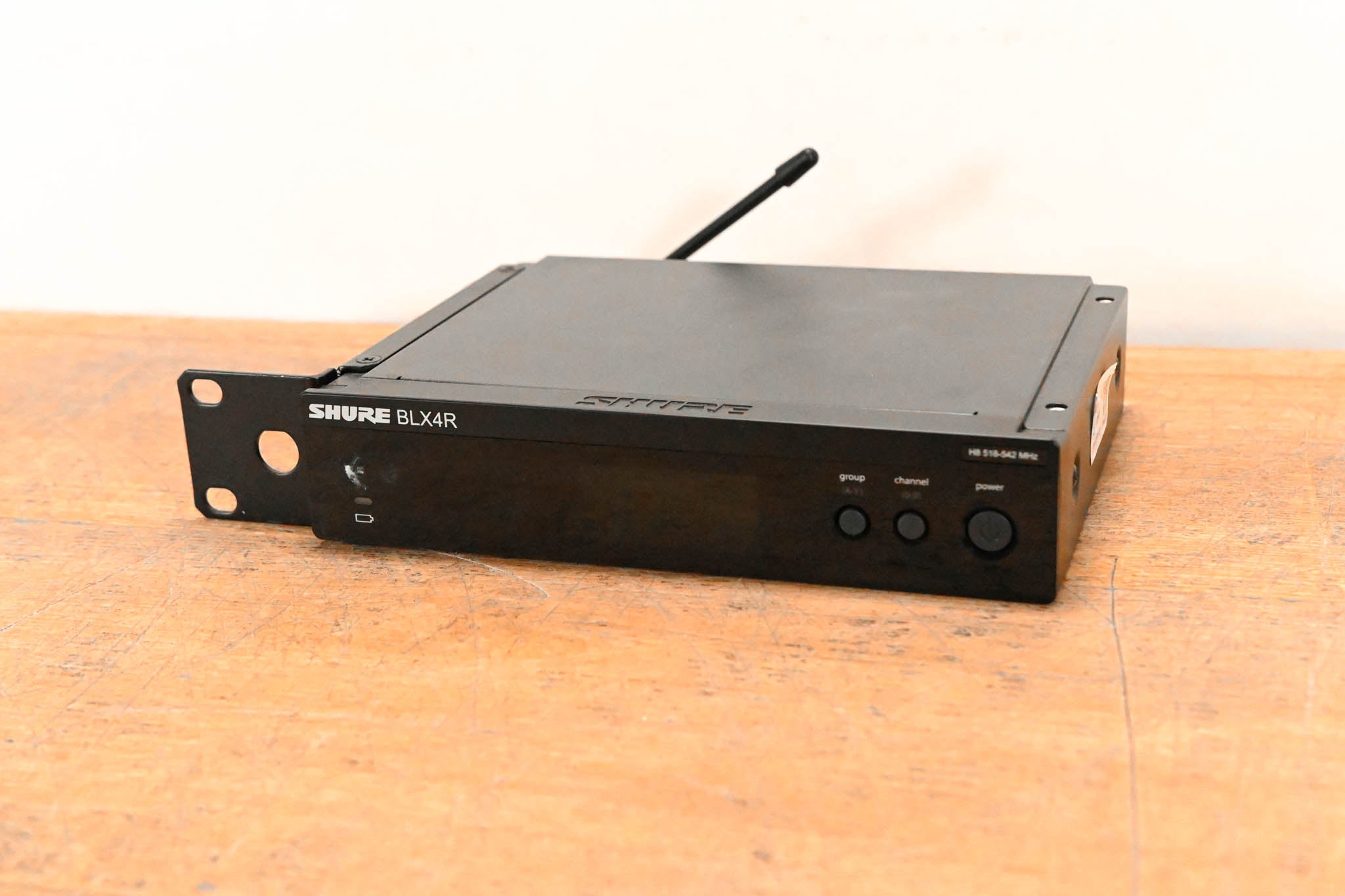 Shure BLX4R Rack-Mountable Wireless Receiver - H8 Band (NO POWER SUPPLY)