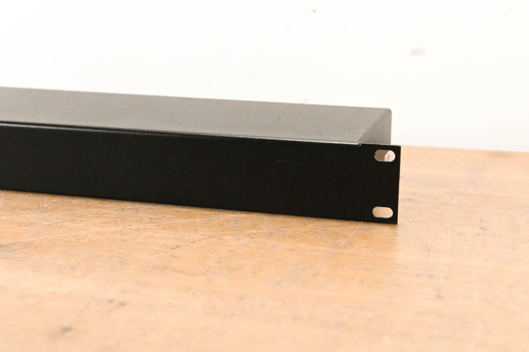 Whirlwind SPC83 8-Channel Mic Splitter w/ 1 Direct & 2 Isolated Outputs