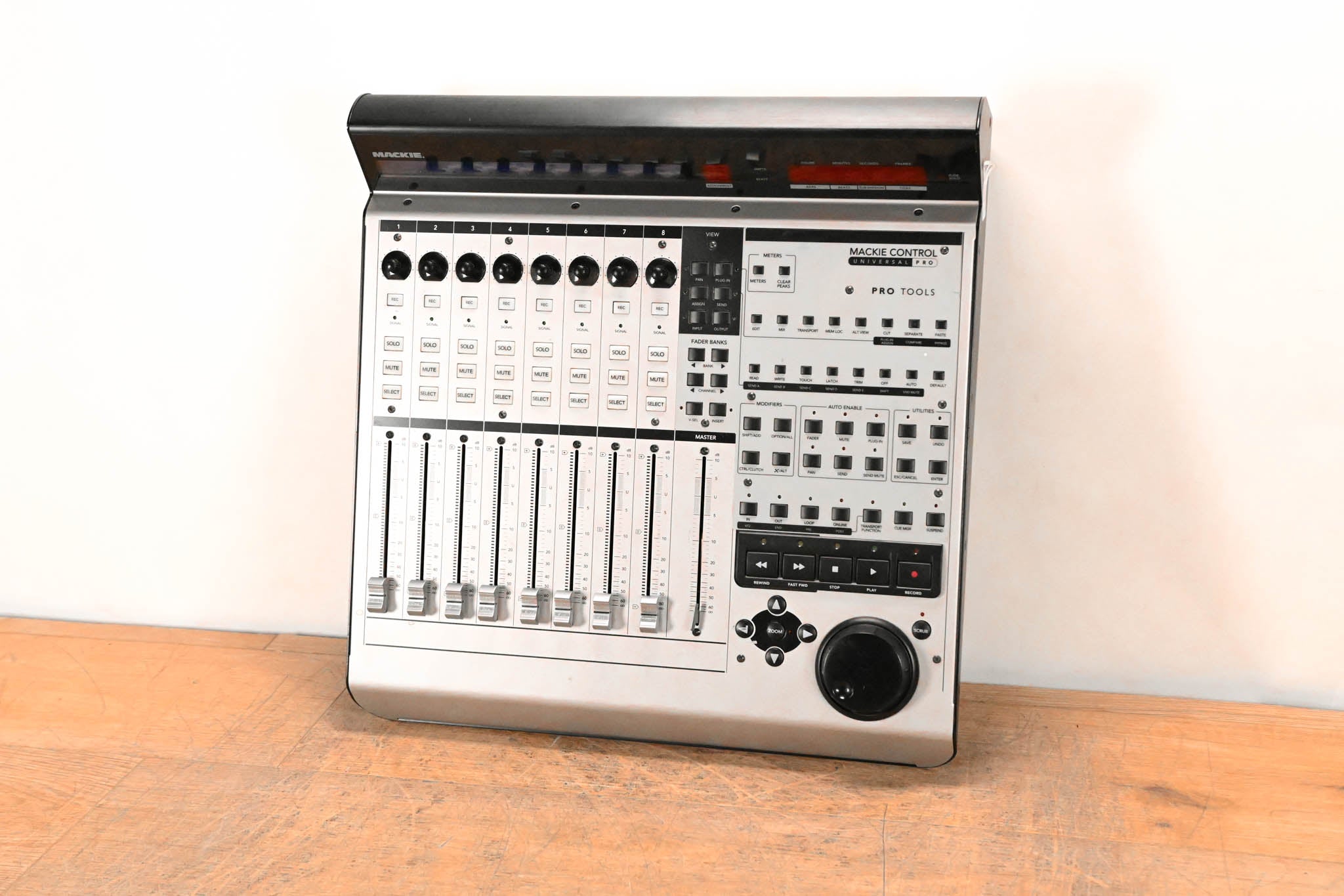 Mackie Control Universal Pro Control Surface (NO POWER SUPPLY)