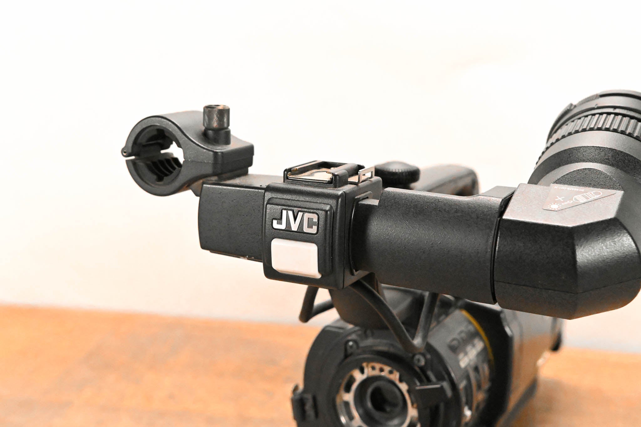 JVC GY-HD200U 1/3" 3-CCD Professional HDV Camcorder