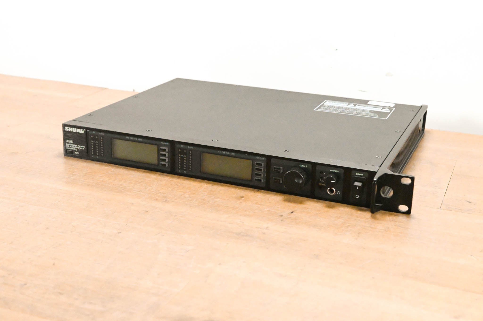 Shure UR4D Dual-Channel UHF Wireless Receiver - H4 Band: 518-578 MHz