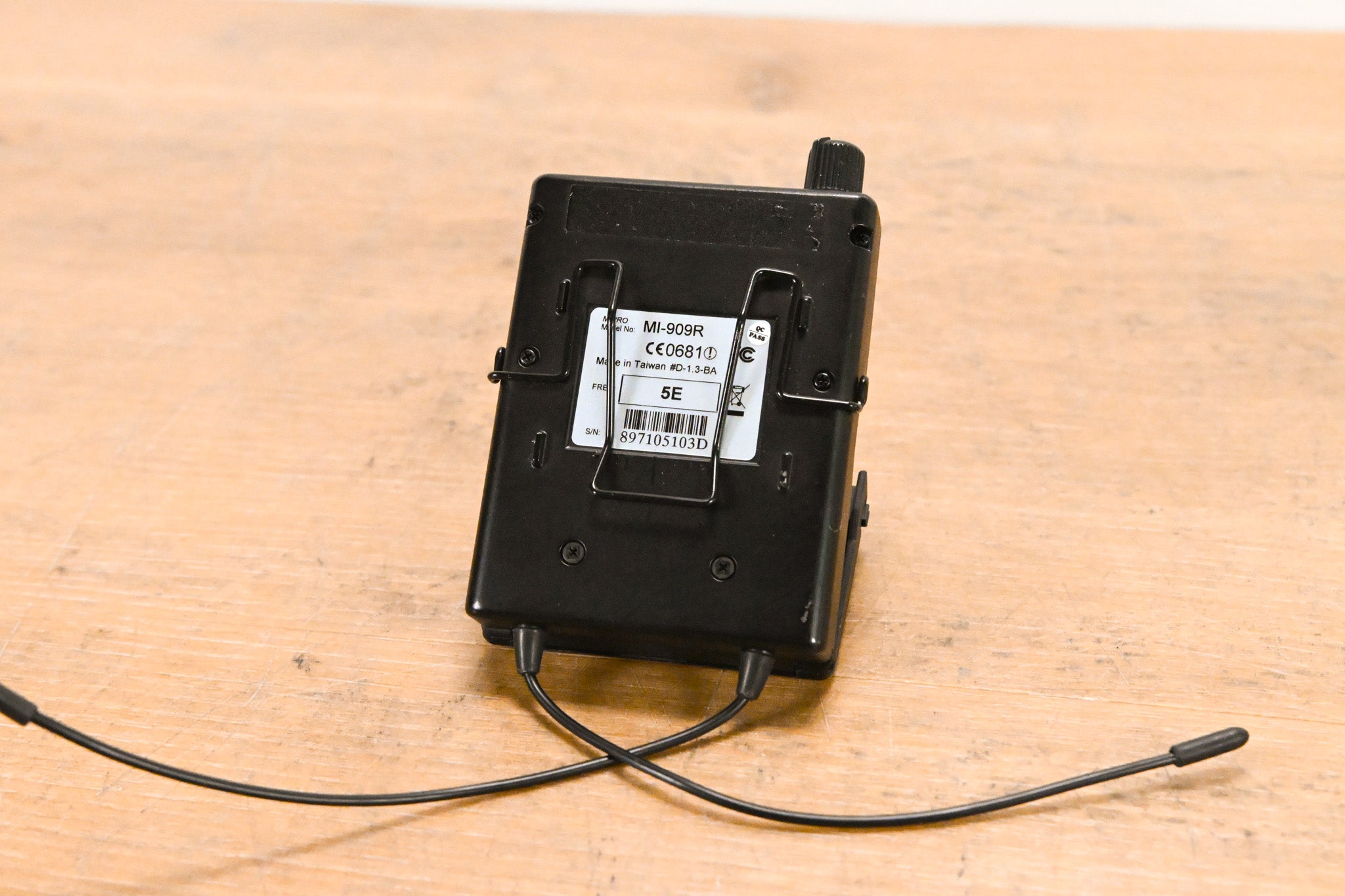 Mipro MI-909T/R Digital IEM System - 5E Range: 480-544 MHz (NO PSU)