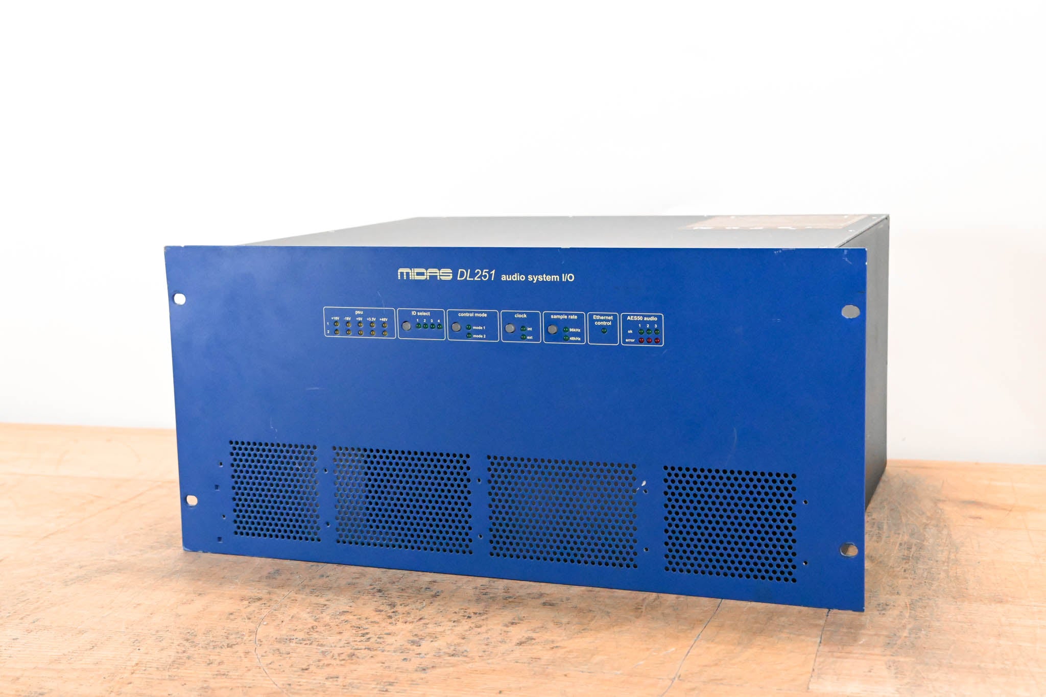 Midas DL251 PRO Series 48-input / 16-output Stage Box