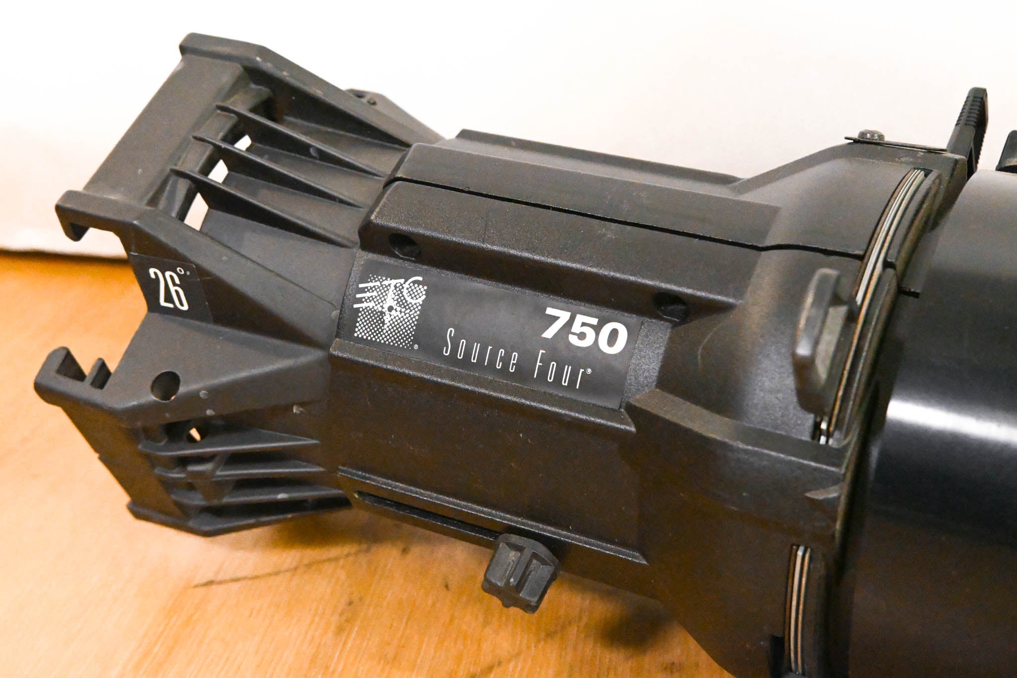 ETC Source Four 750 26 Degree Leko w/OceanOptics SeaChanger Color Engine