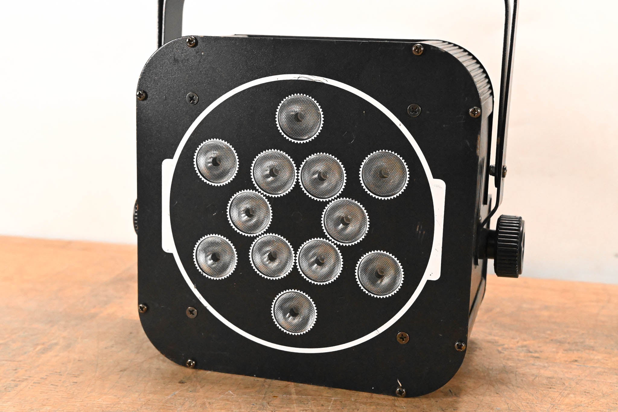 OmniSistem Thin Par Plus RGBW 6 x 10W RGBA Par Can Light