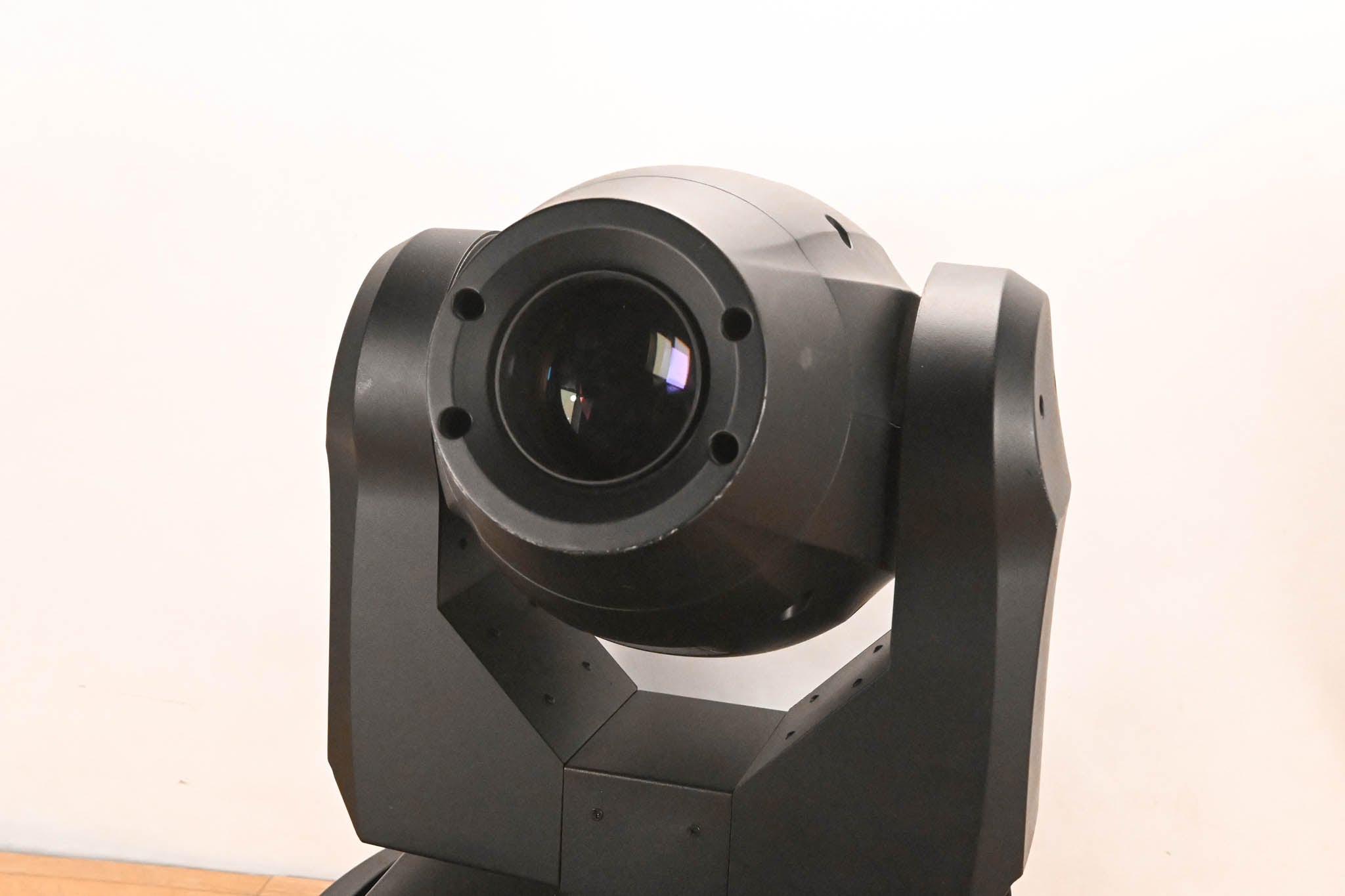 Martin Lighting RUSH MH 1 Profile Professional LED Moving Light