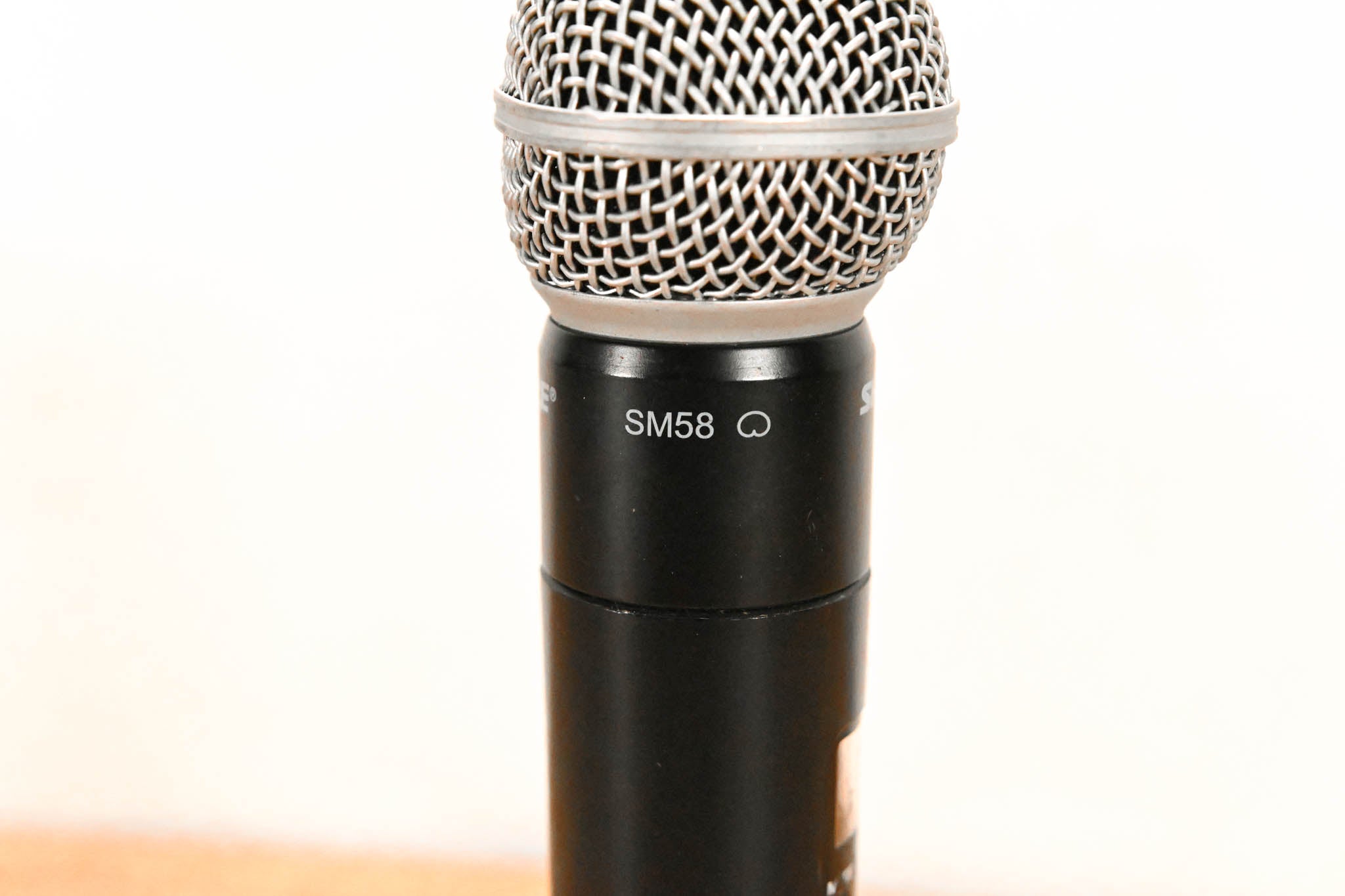 Shure ULXS24/58 Handheld Wireless System - 470-506 MHz (NO POWER SUPPLY)