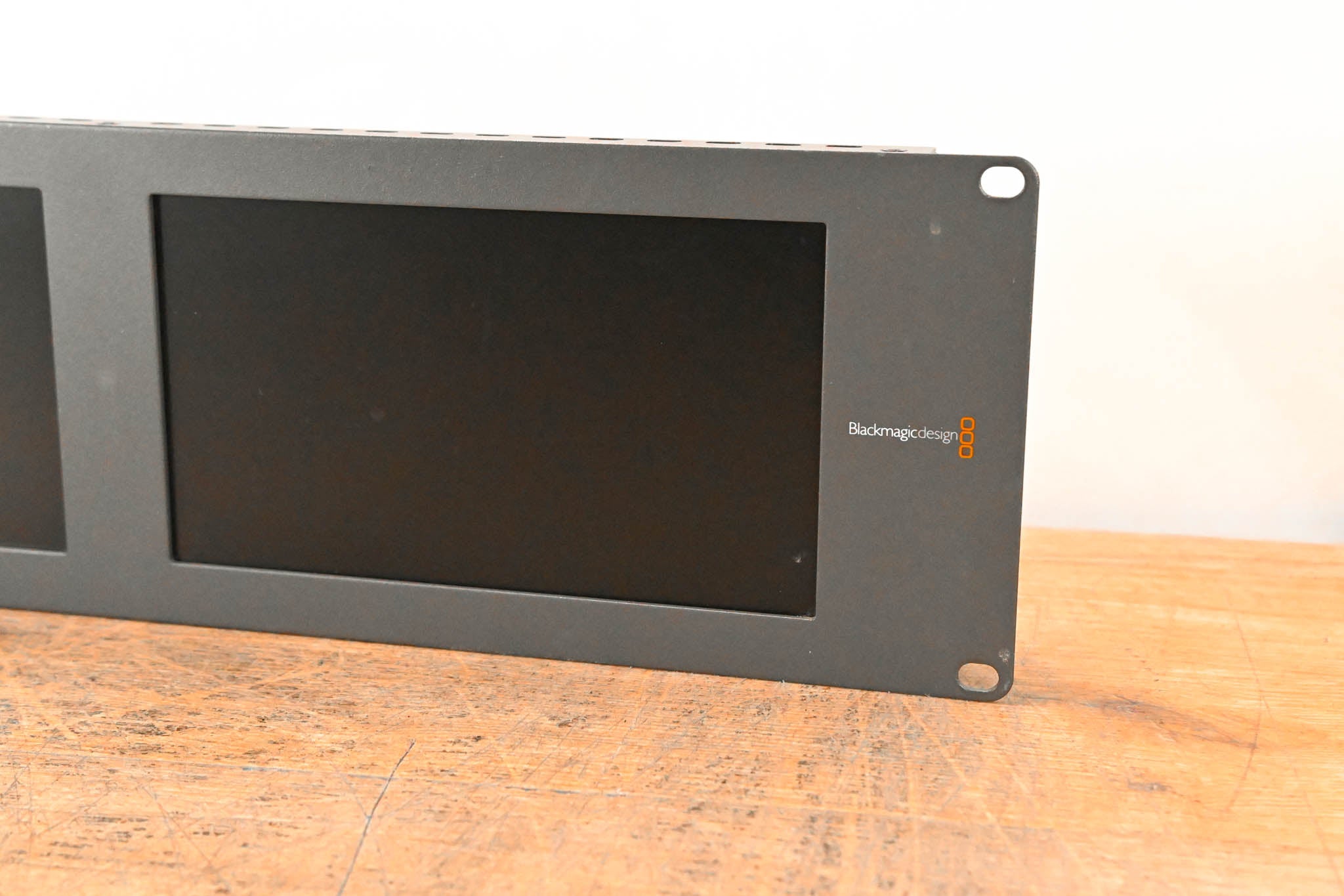 Blackmagic Design Smartview Duo Dual 8" LCD Monitors (NO POWER SUPPLY)