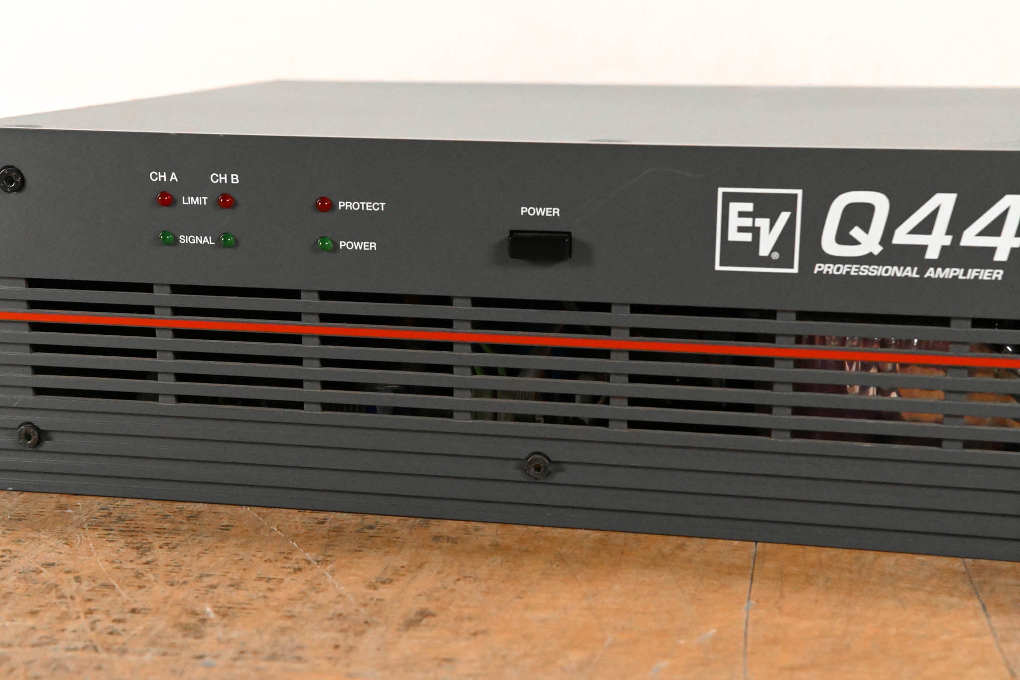 Electro-Voice (EV) Q44 Two-Channel Power Amplifier