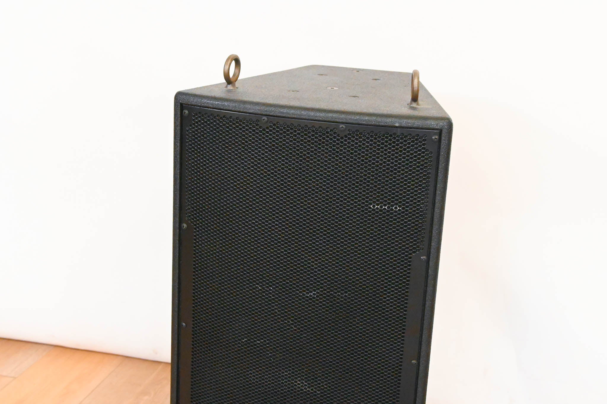 McCauley ID2.112-96 2-Way Full Range Passive Loudspeaker