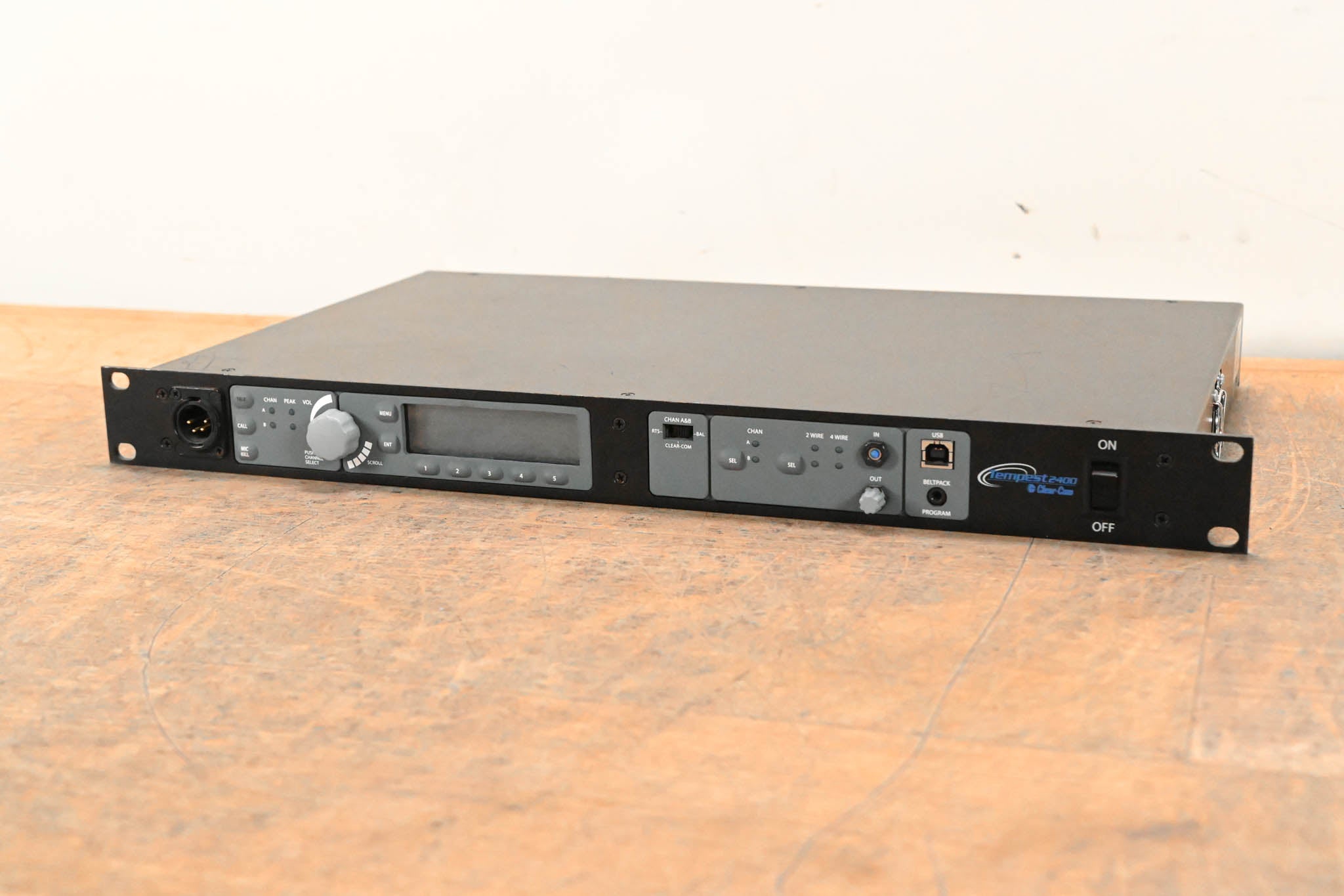 Clear-Com CM-222 Tempest 2.4 GHz 2-Channel Base Station
