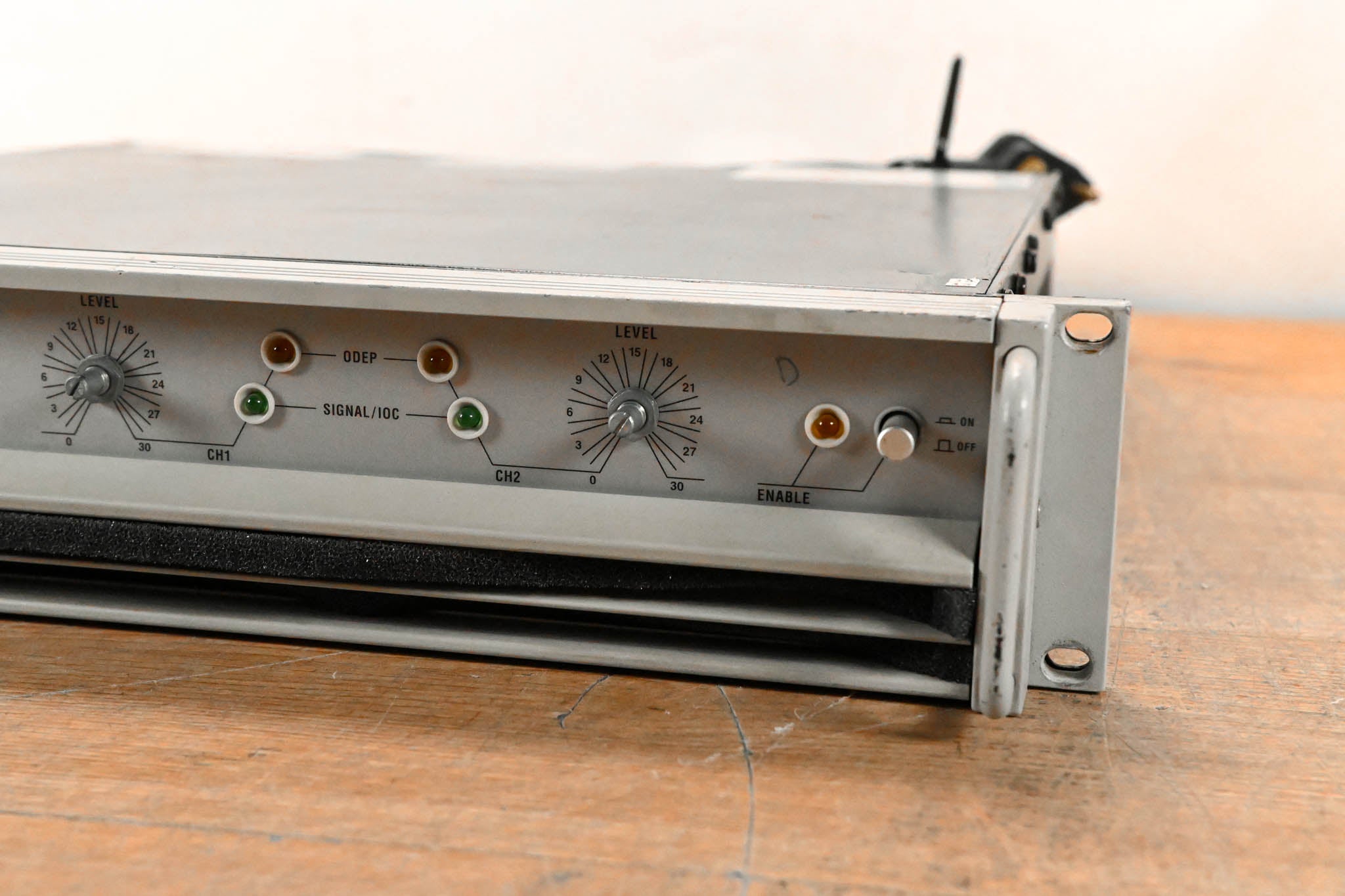 Crown Macro-Tech 3600VZ 2-Channel Power Amplifier