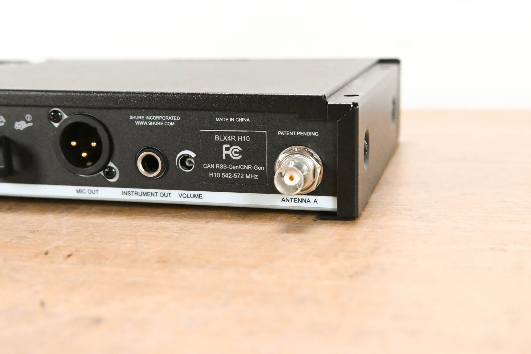Shure BLX24R/B58 Handheld Wireless System - H10 Band (NO POWER SUPPLY)