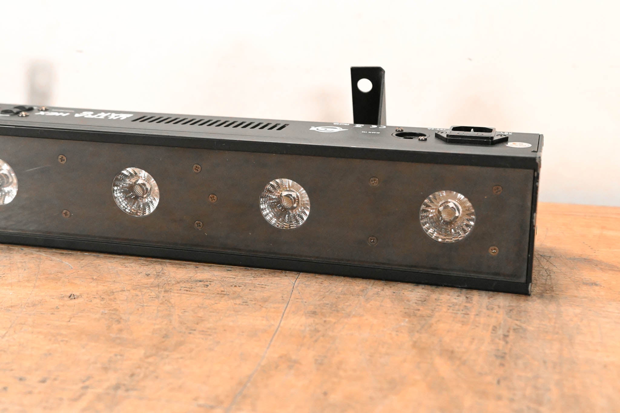 ADJ Ultra Hex Bar 6 LED Linear Fixture