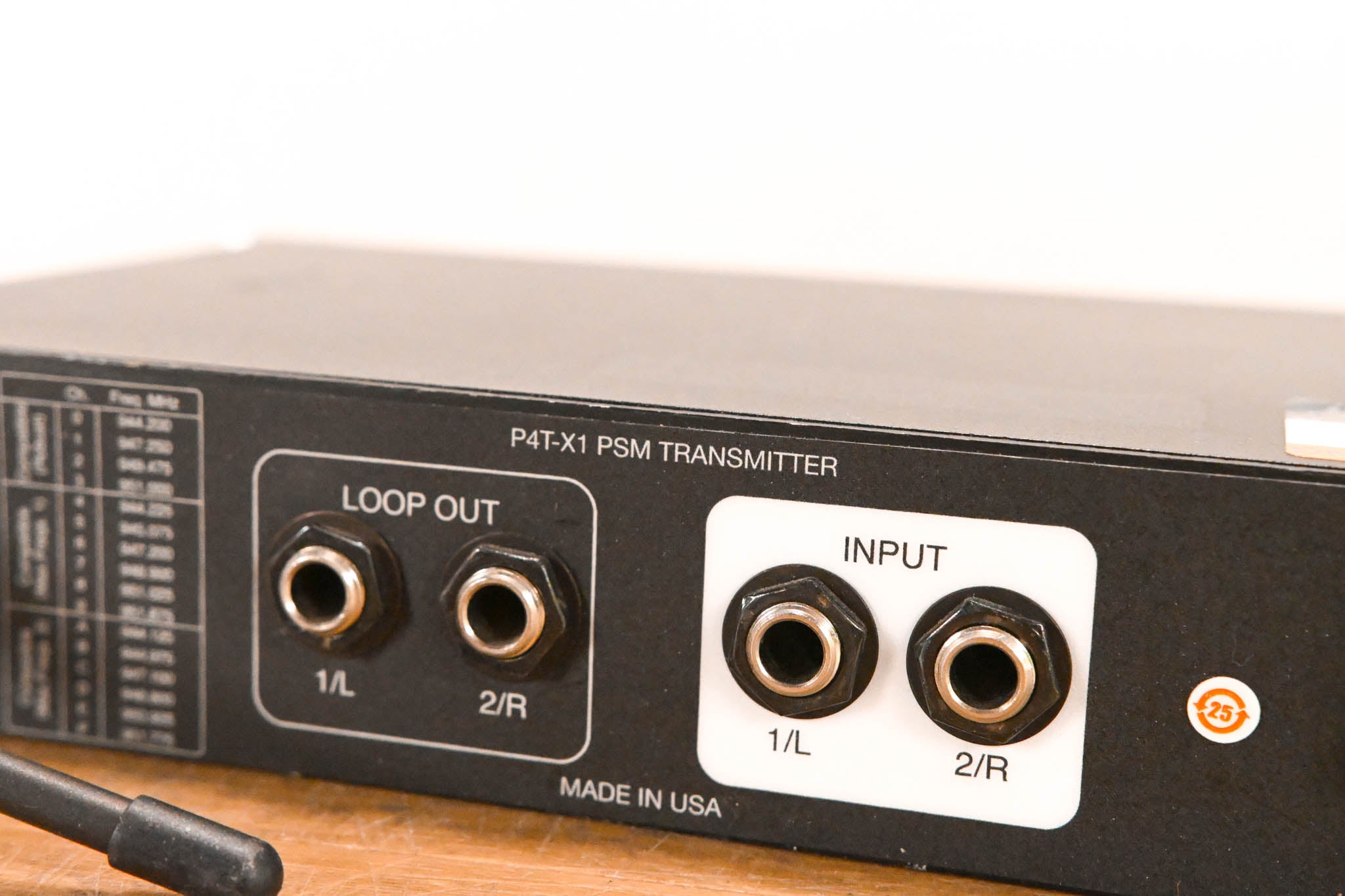 Shure PSM 400 In-Ear Monitoring System - X1 Band (NO POWER SUPPLY)