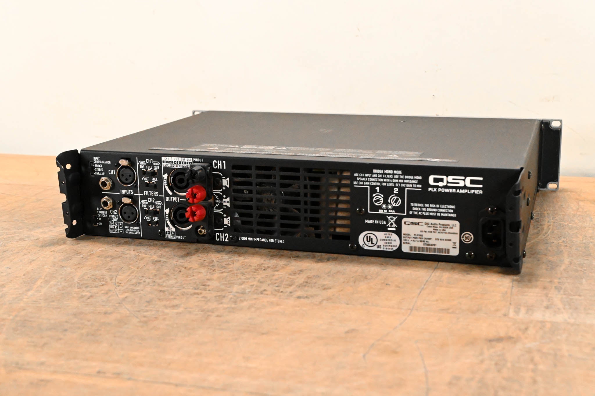 QSC PLX1802 2-Channel Power Amplifier