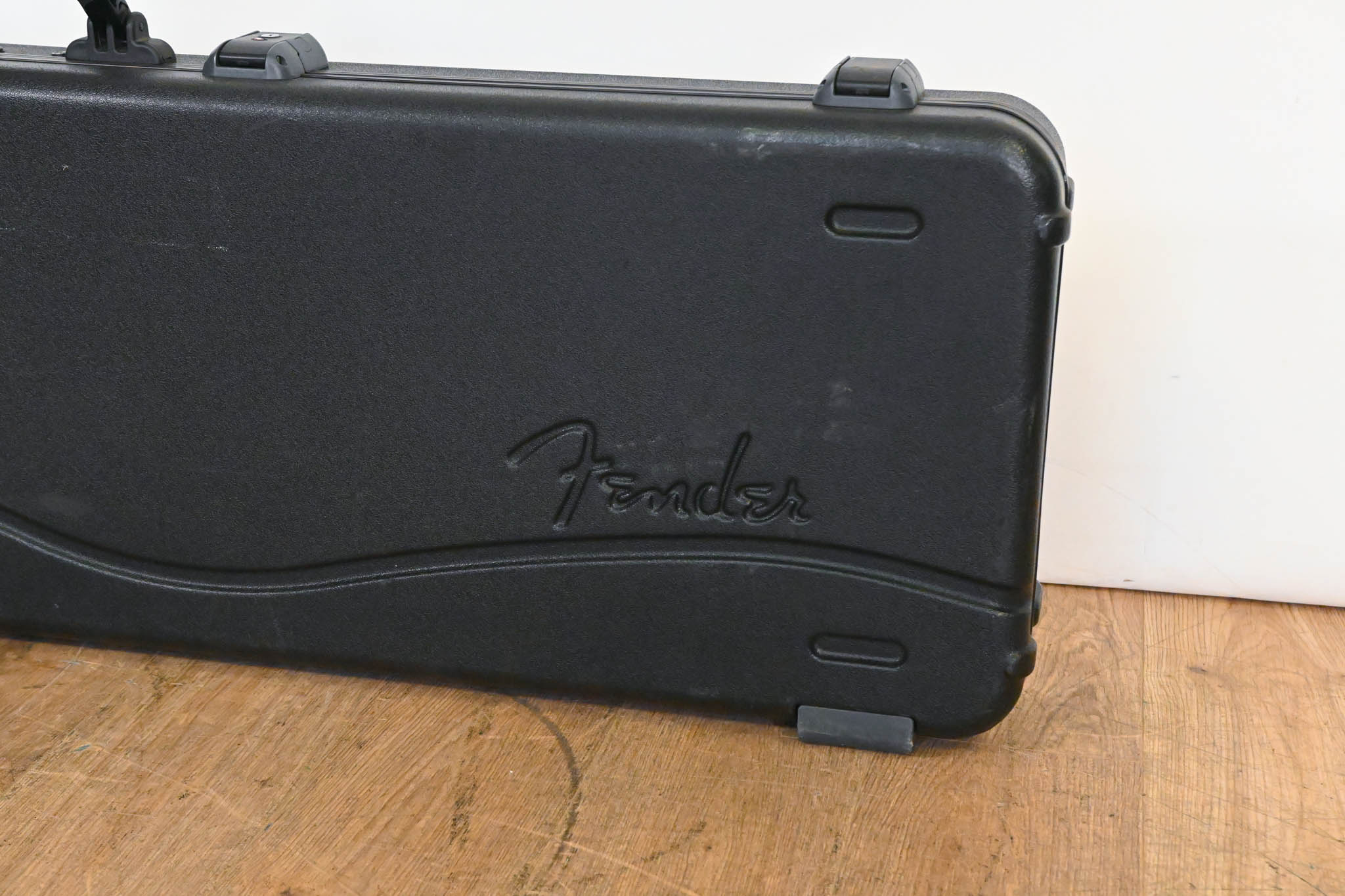 Fender Deluxe Molded Bass Case - Black