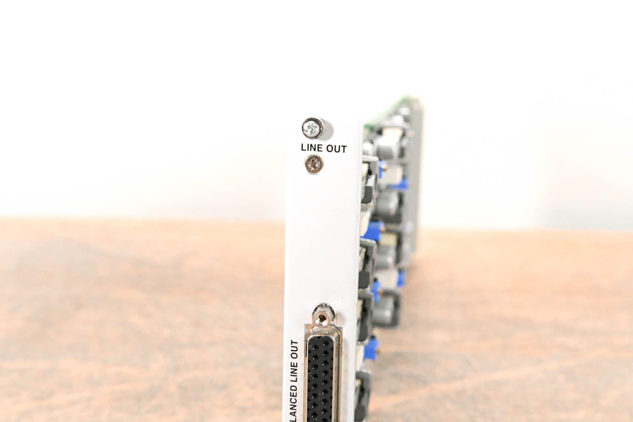 Studer 8-Channel Analog Line Out Card for D21m & D23m Modular I/O System