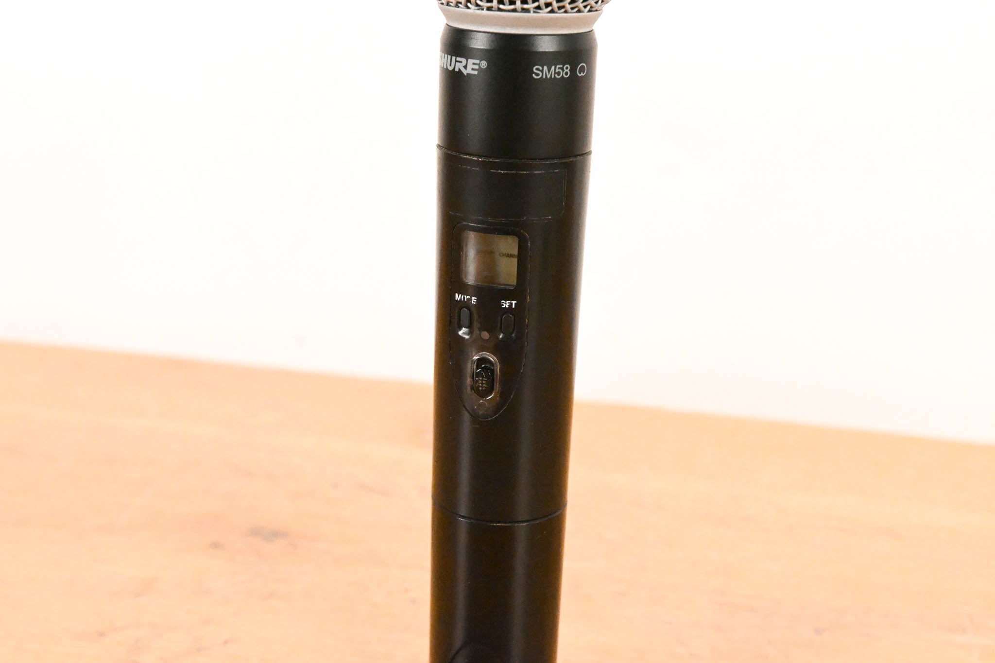 Shure ULXP24/58 Handheld Wireless System - J1 Band (NO POWER SUPPLY)