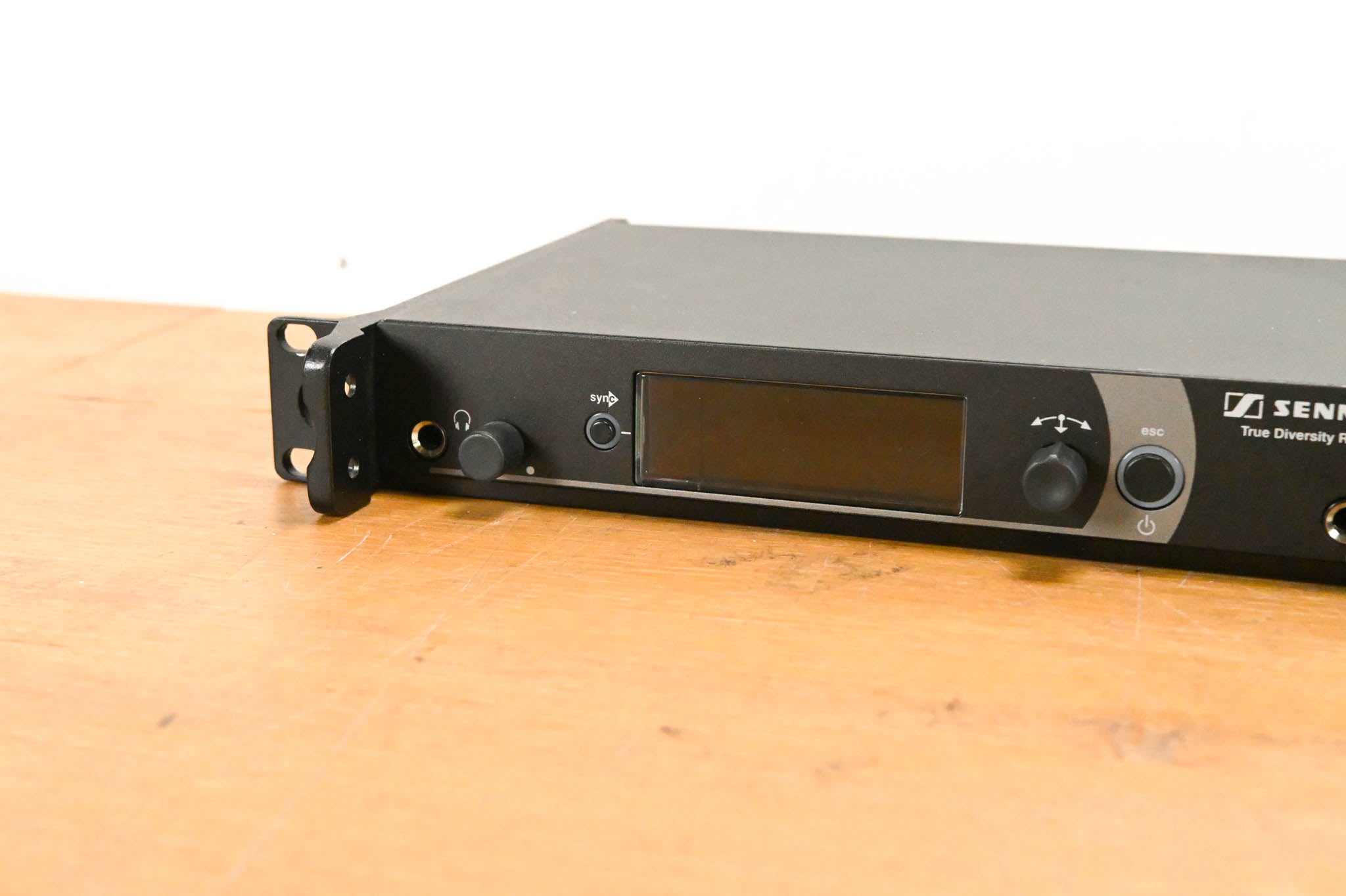 Sennheiser EM 2050 Wireless Receiver w/ two Beltpacks - 516-558 MHz