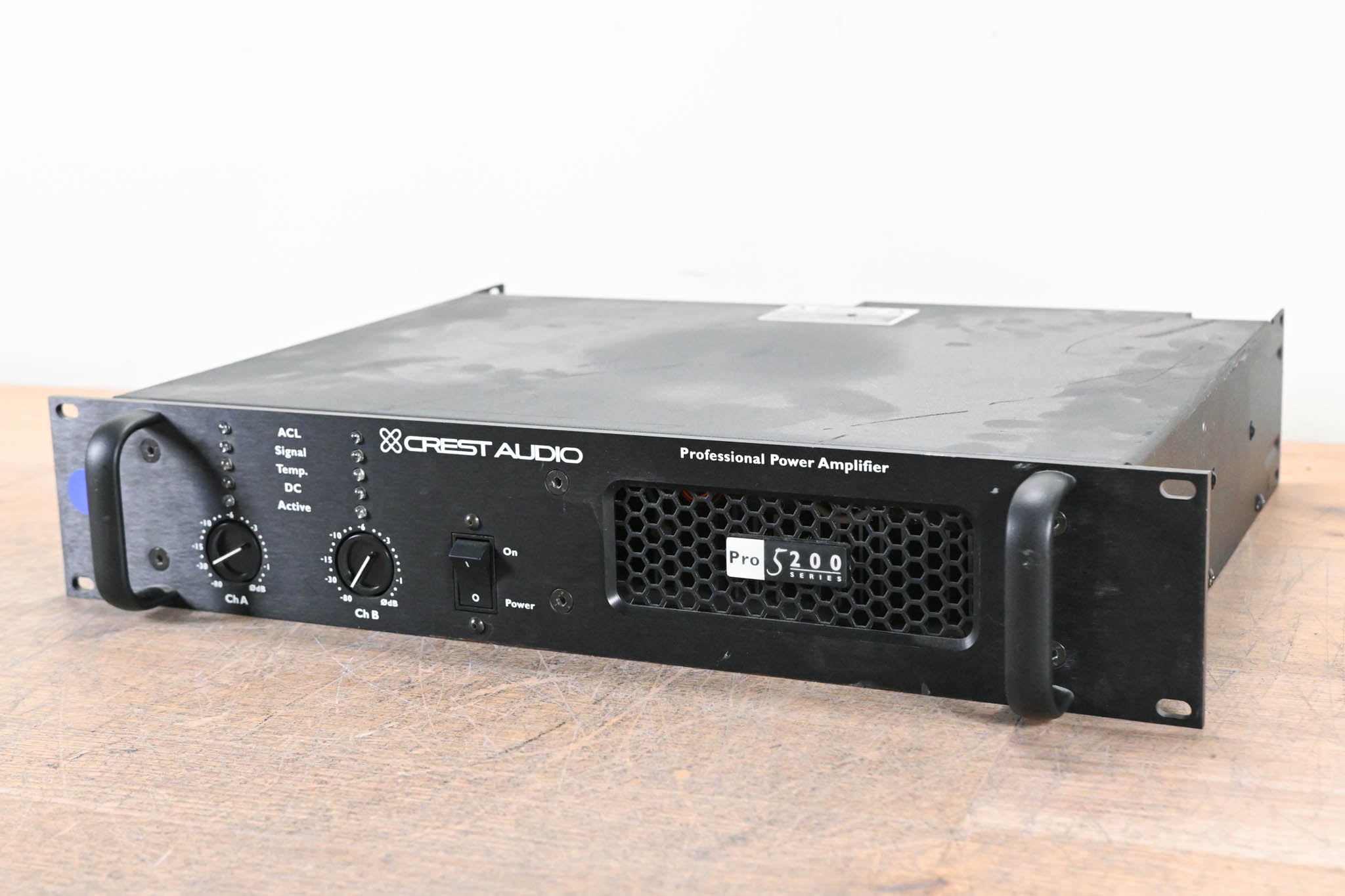 Crest Audio Pro 5200 Two-Channel Power Amplifier