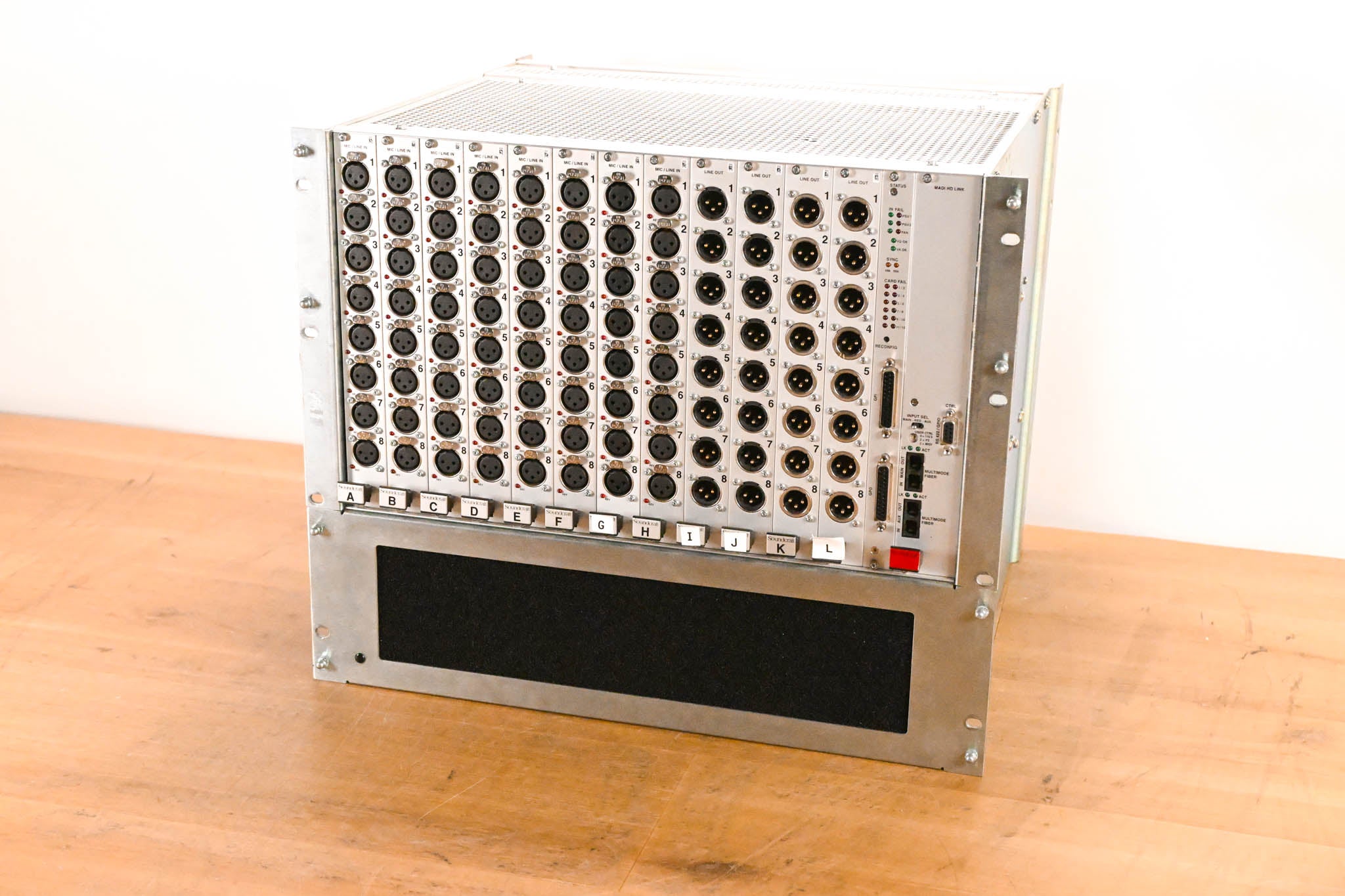 Soundcraft RW5786CFC Vi6 Stagebox - 64 Inputs, 32 Outputs w/ Fiber MADI