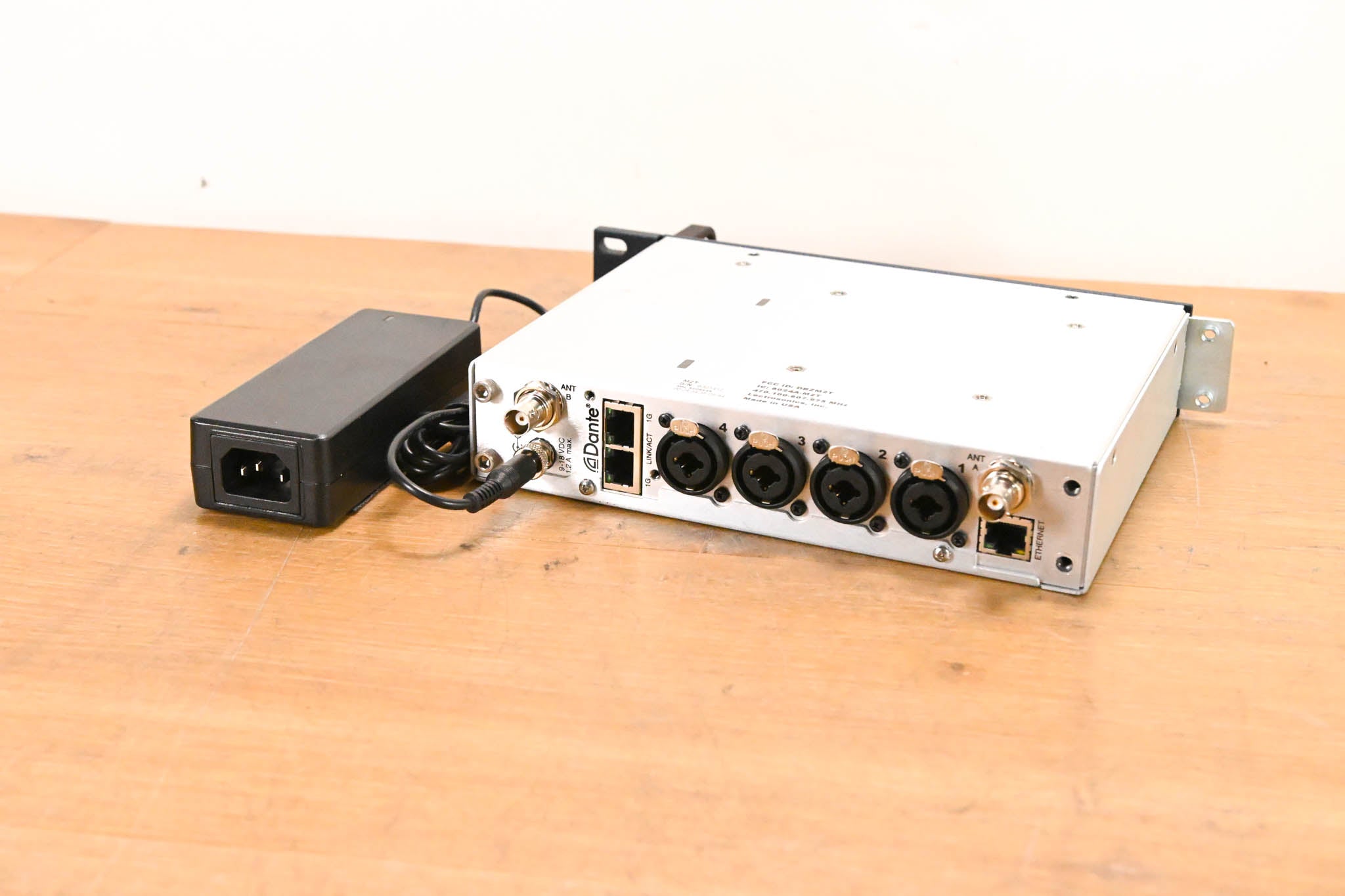 Lectrosonics Duet M2T/M2Ra IEM/IFB System - 470-608 MHz