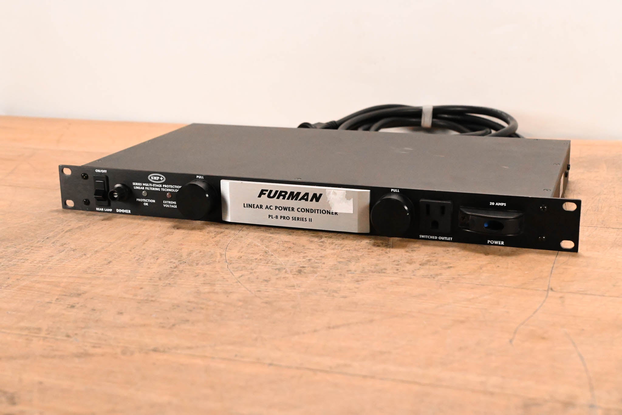 Furman PL-8 Pro Series II Power Conditioner, Distributor