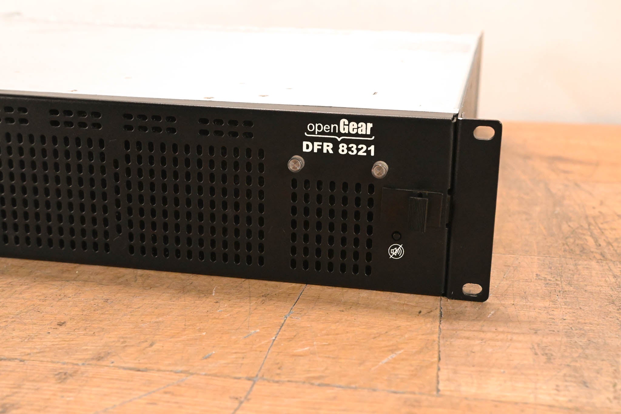 Ross DFR-8321 OpenGear 2RU Module Frame with Cards