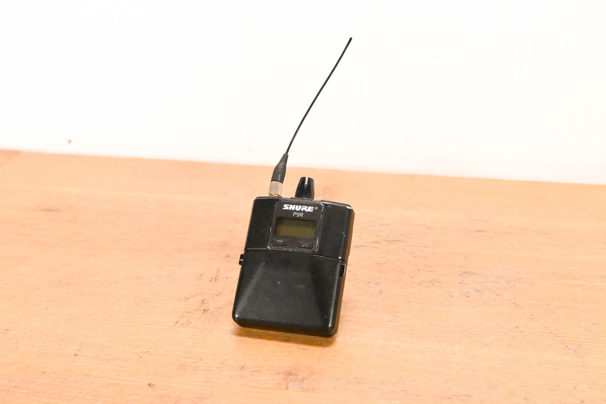 Shure PSM 900 Wireless IEM System L6 Band: 656-692 MHz (NO POWER SUPPLY)