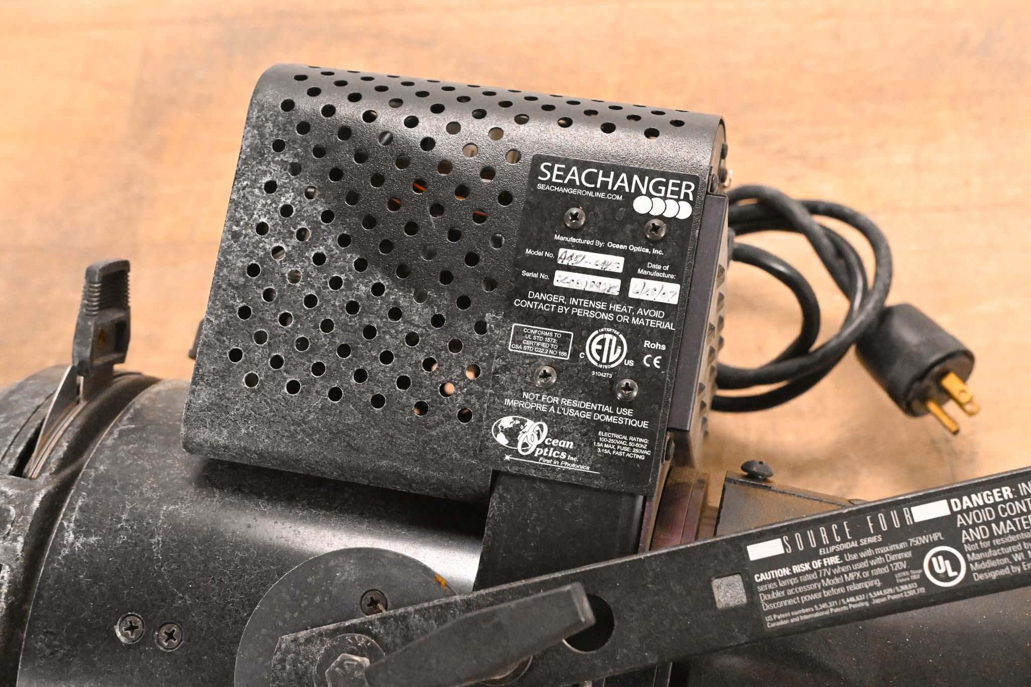 ETC Source Four 750 26 Degree Leko w/OceanOptics SeaChanger Color Engine