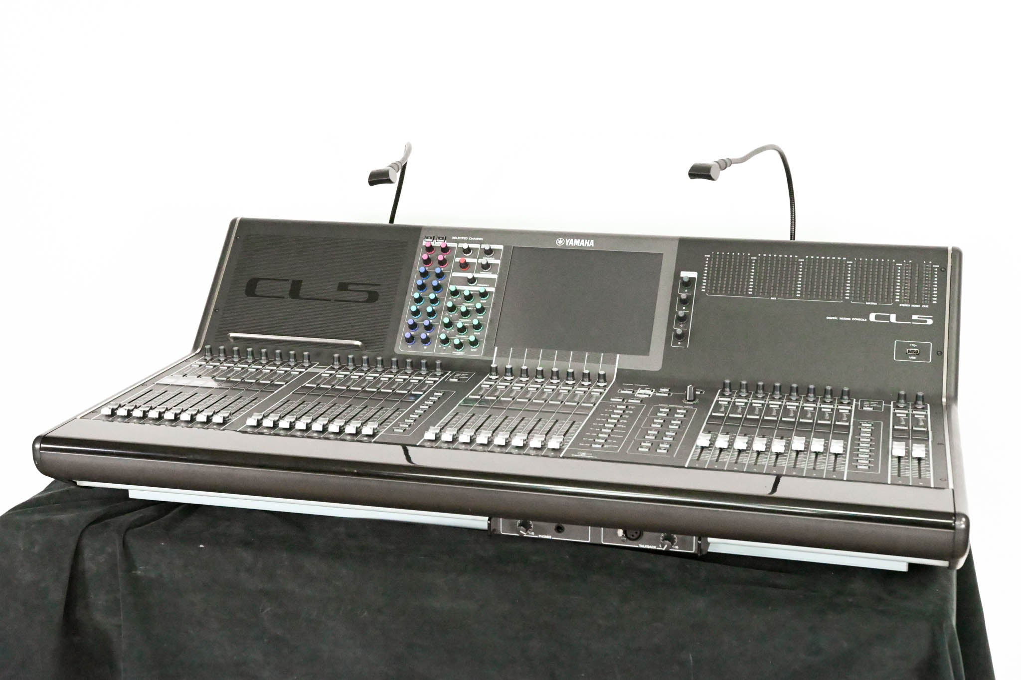 Yamaha CL5 72-Channel Digital Mixing Console