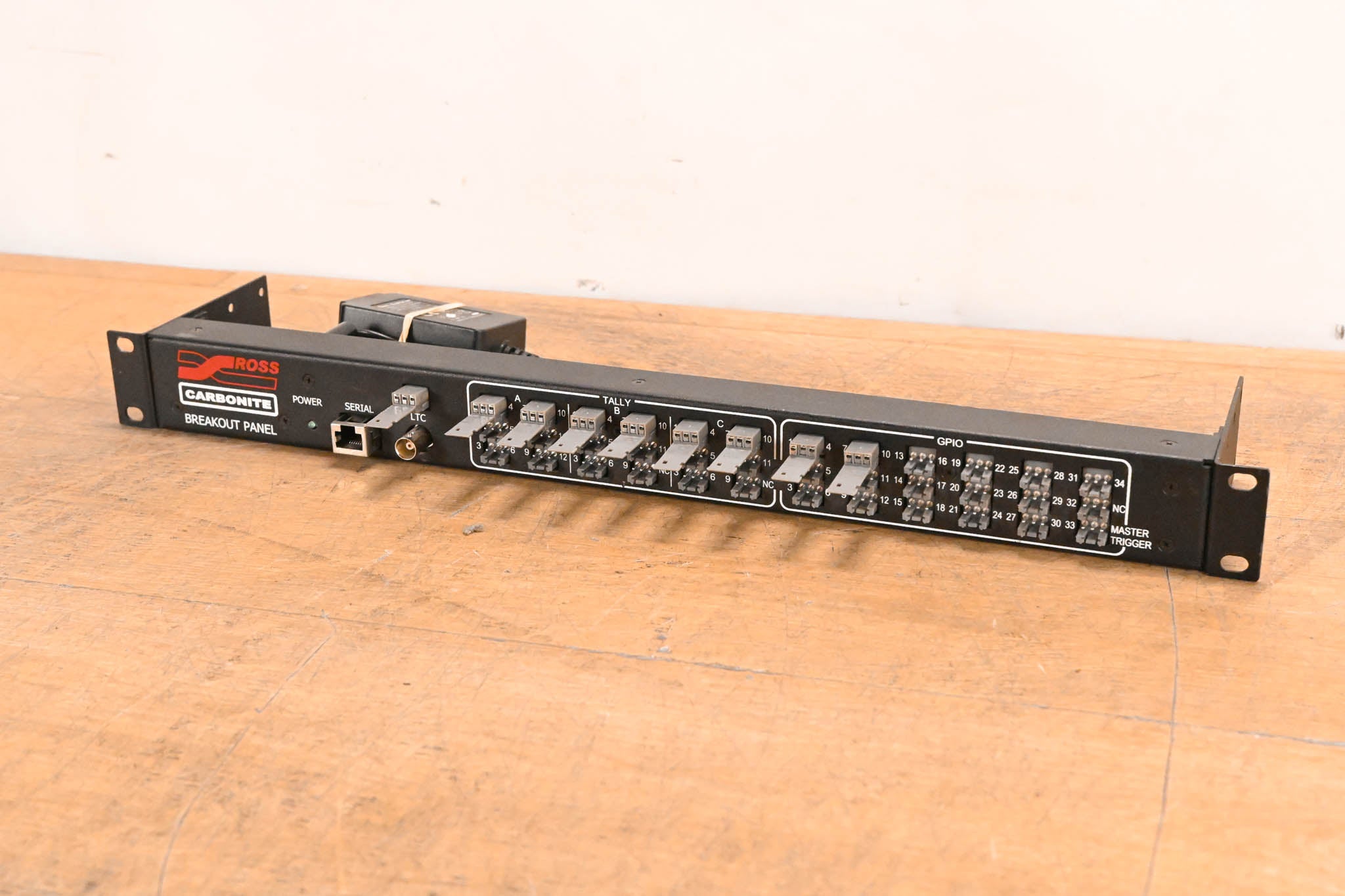 Ross Carbonite Breakout Panel