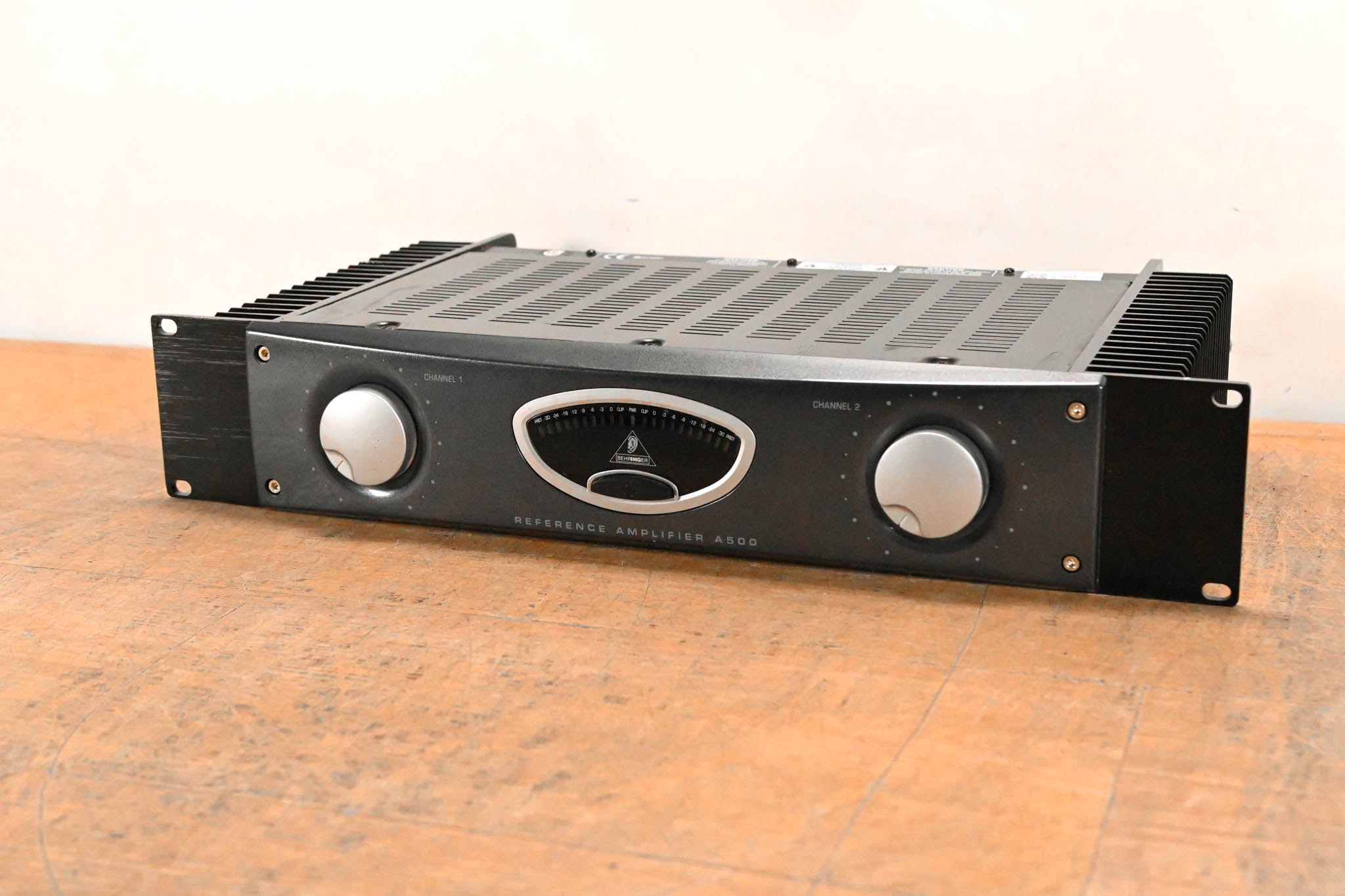 Behringer A500 600W Reference-Class Studio Power Amplifier