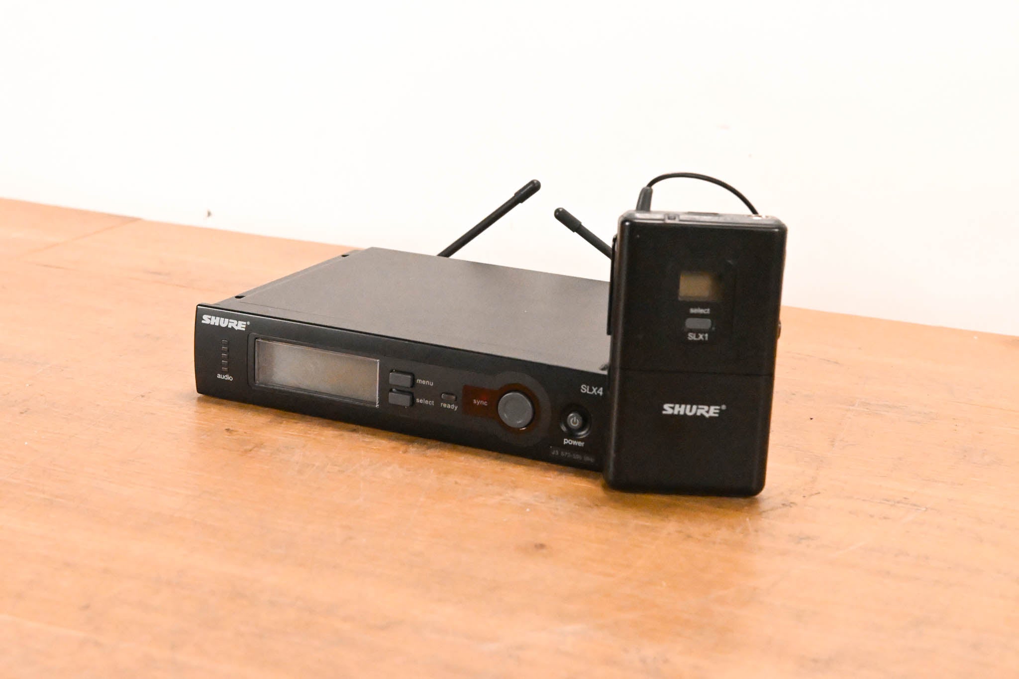 Shure SLX14 Bodypack Wireless System - J3 Band (NO POWER SUPPLY)