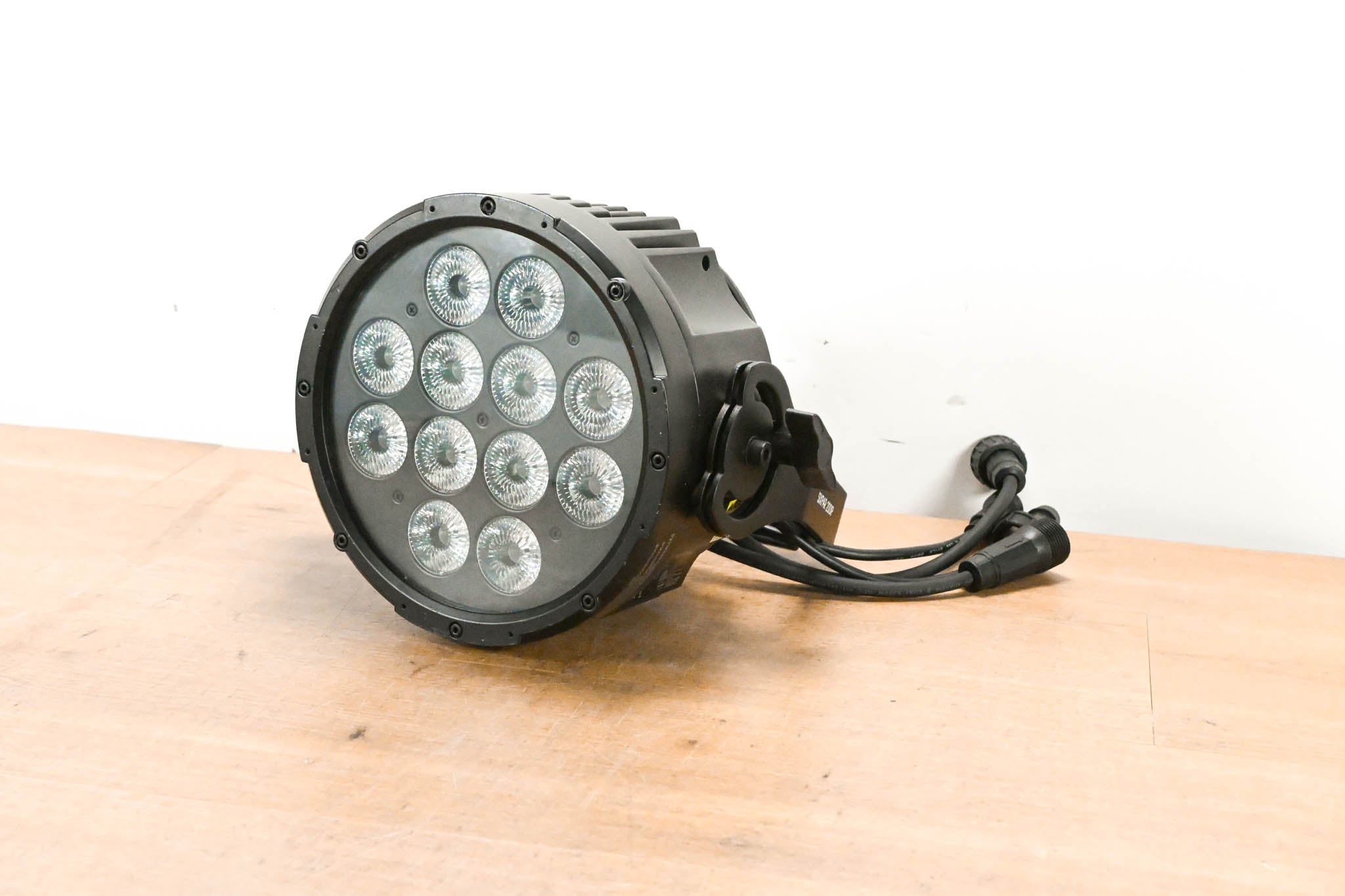 Elation SIXPAR 200IP 12x 12W RGBAW+UV LED IP65 Par Fixture