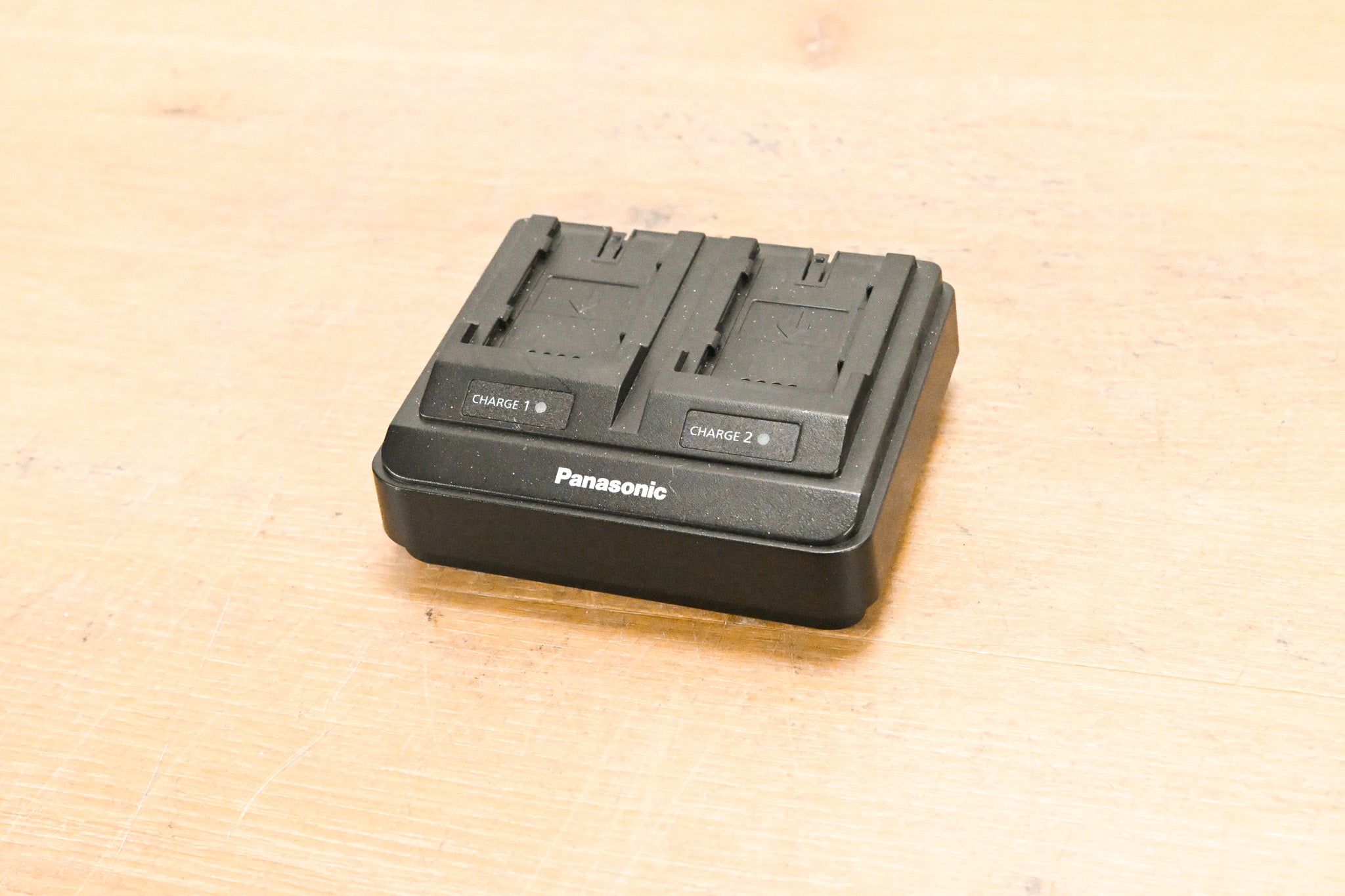 Panasonic AG-BRD50 Dual Battery Charger (NO POWER SUPPLY)