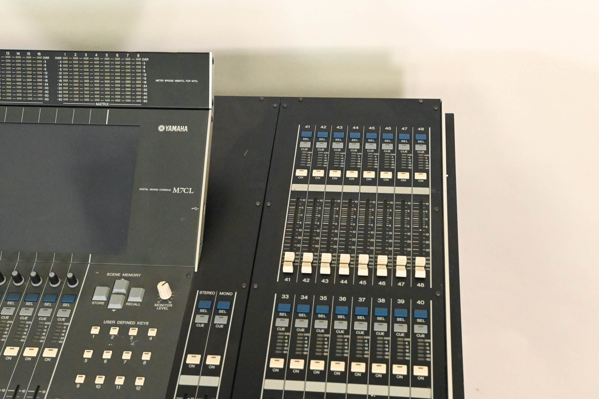 Yamaha M7CL-48 48-Channel Digital Audio Mixing Console