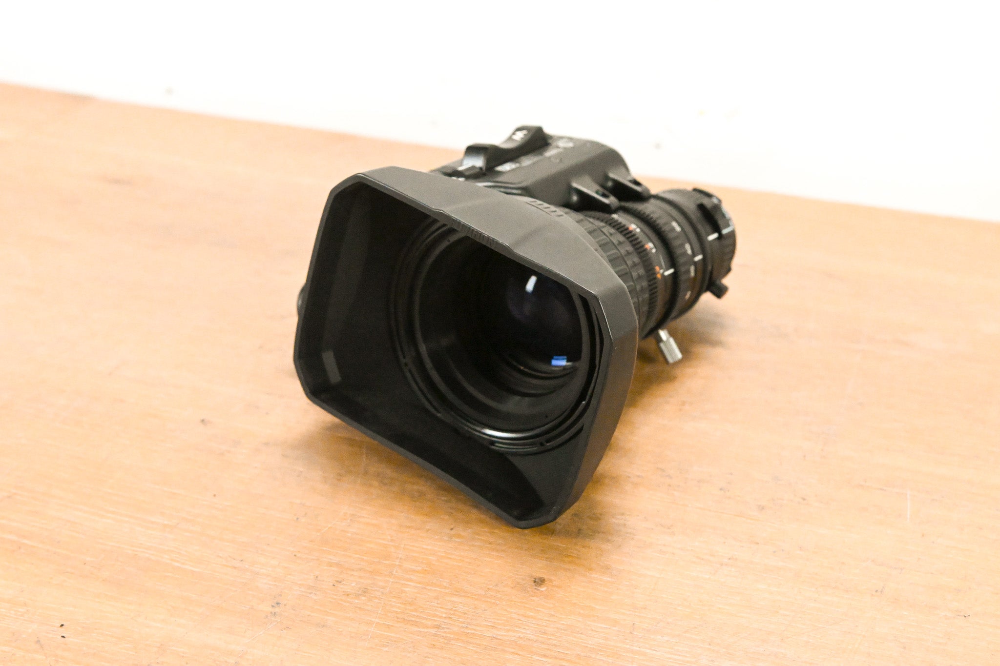 Fujinon Th16x5.5BRMU 1/3" Broadcast Zoom Lens - 1:1.4/5.5-88mm