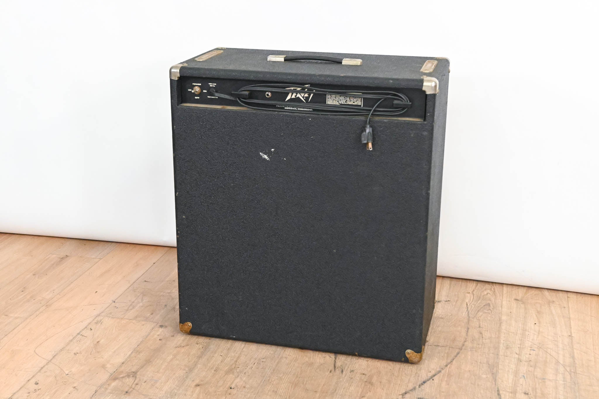 Peavey TNT 100 Solid State 45-Watt 1x15" Bass Combo Amplifier