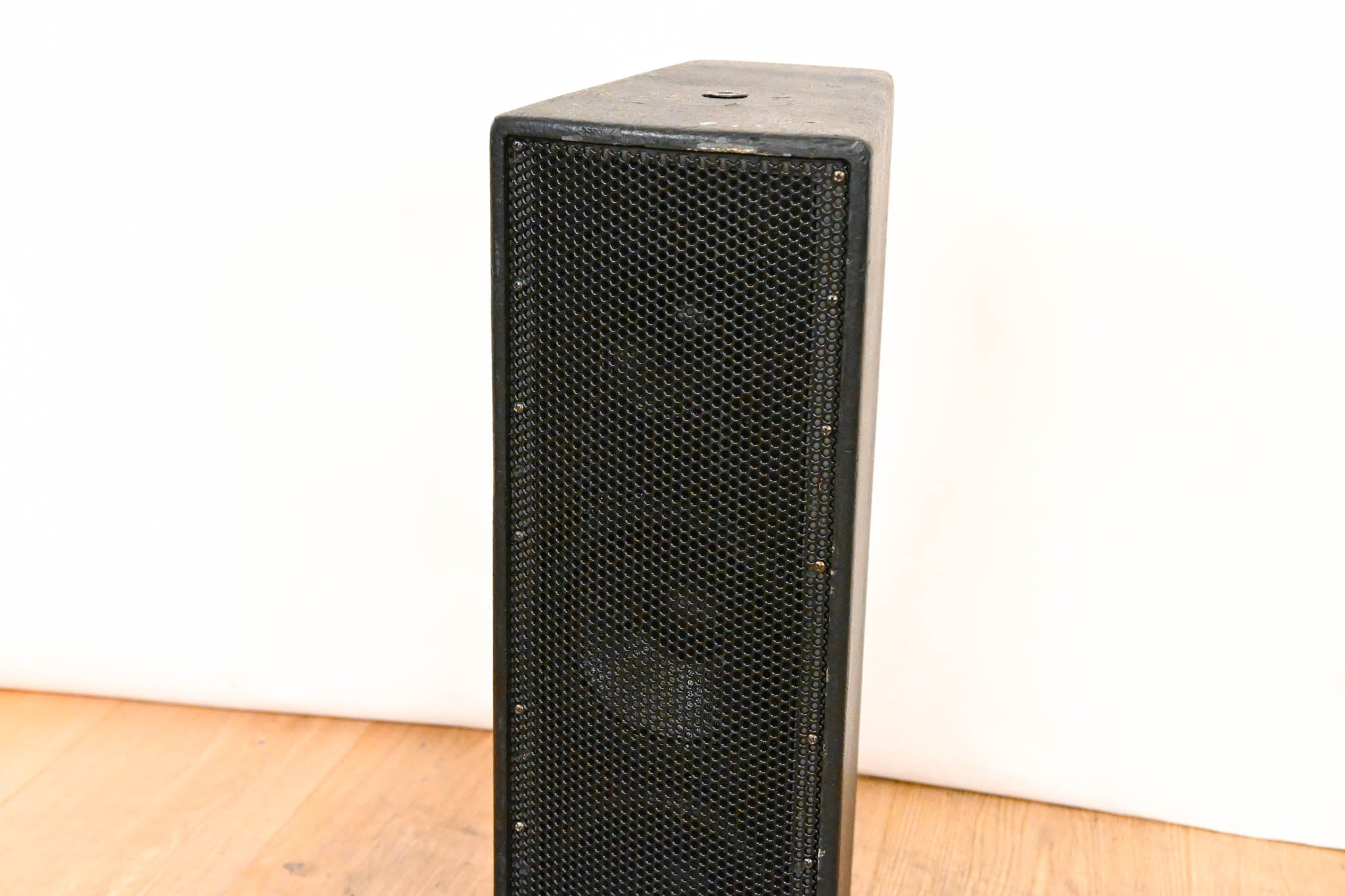 EAW JF50s Compact 2-Way Full Range Passive Loudspeaker