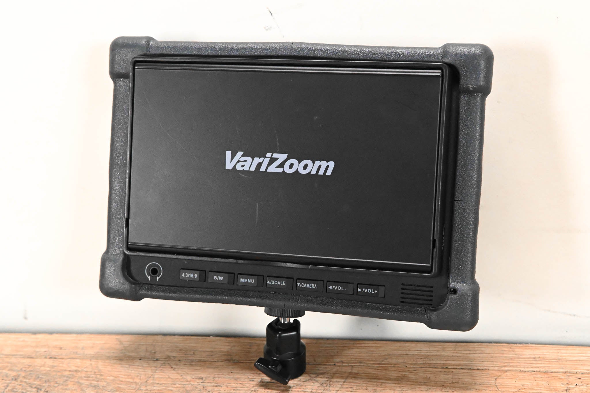 VariZoom VZ-M7 7" HDMI LCD Monitor