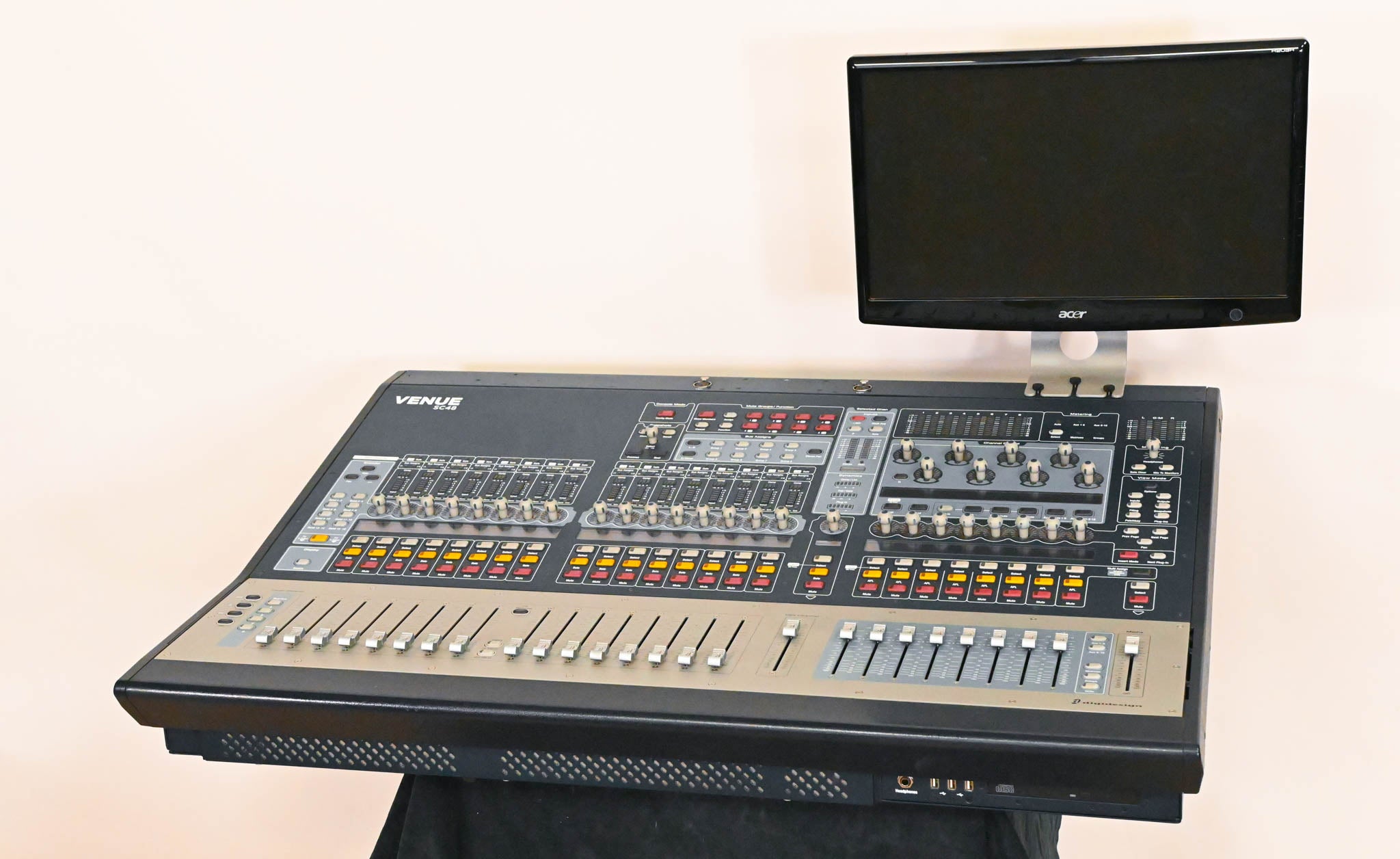 AVID VENUE SC48 Digital Audio Mixing Console
