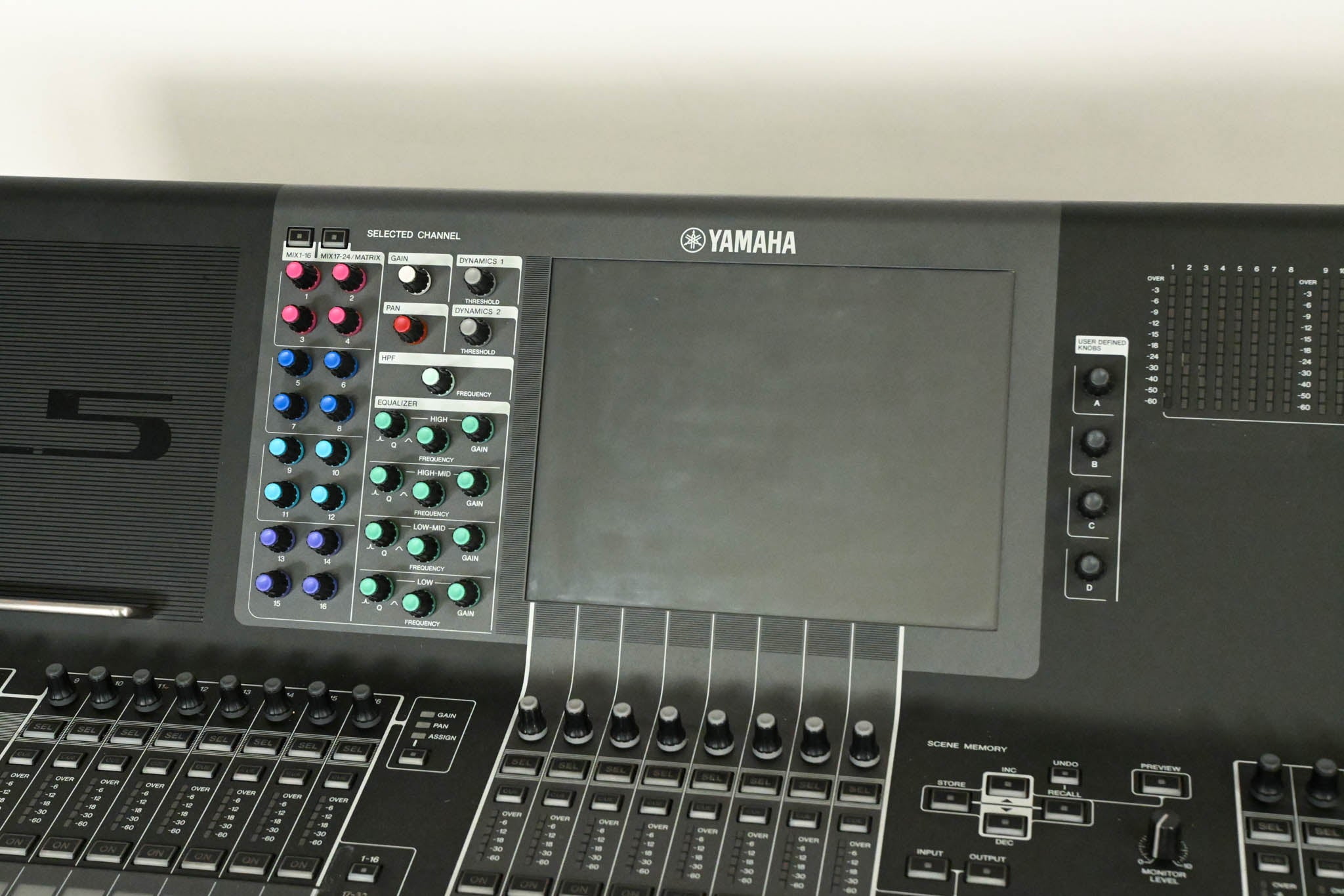 Yamaha CL5 72-Channel Digital Mixing Console