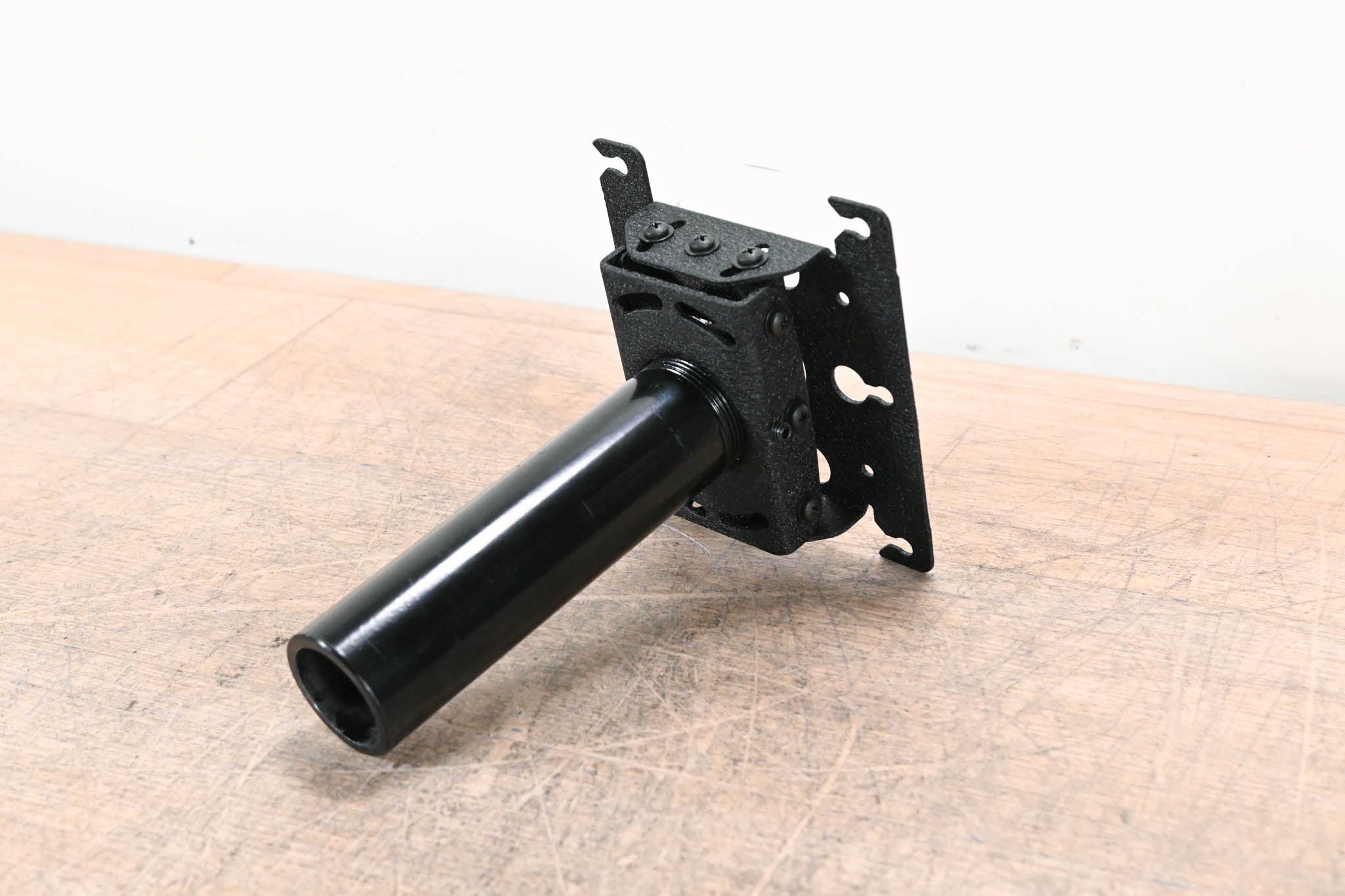 Chief RPA000 Universal Projector Mount