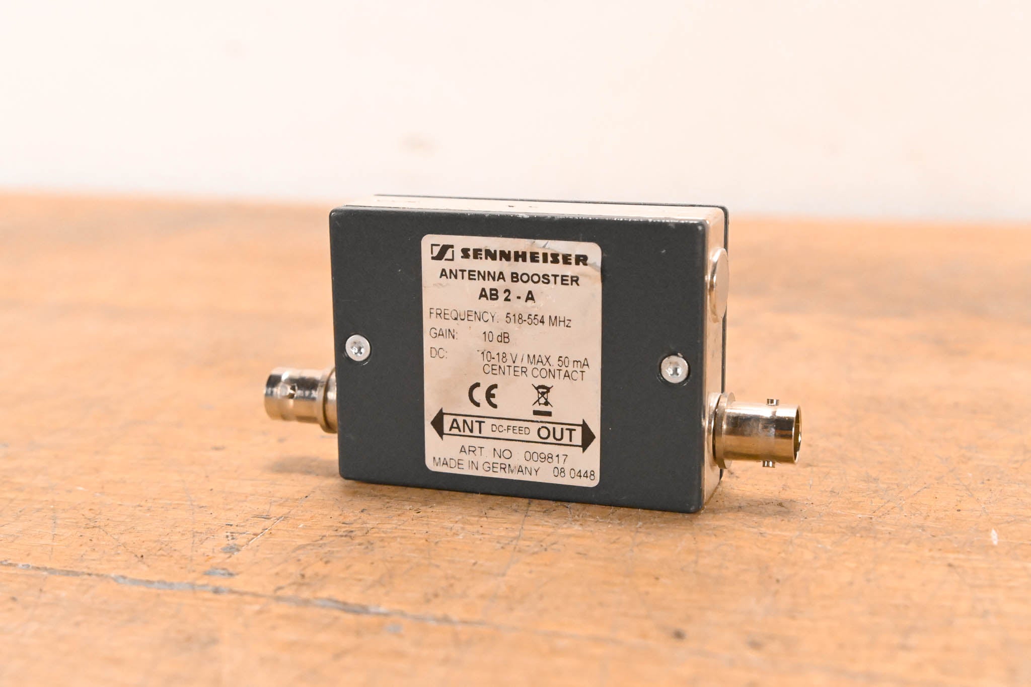 Sennheiser AB2-A Antenna Booster - A Range: 518-554 MHz